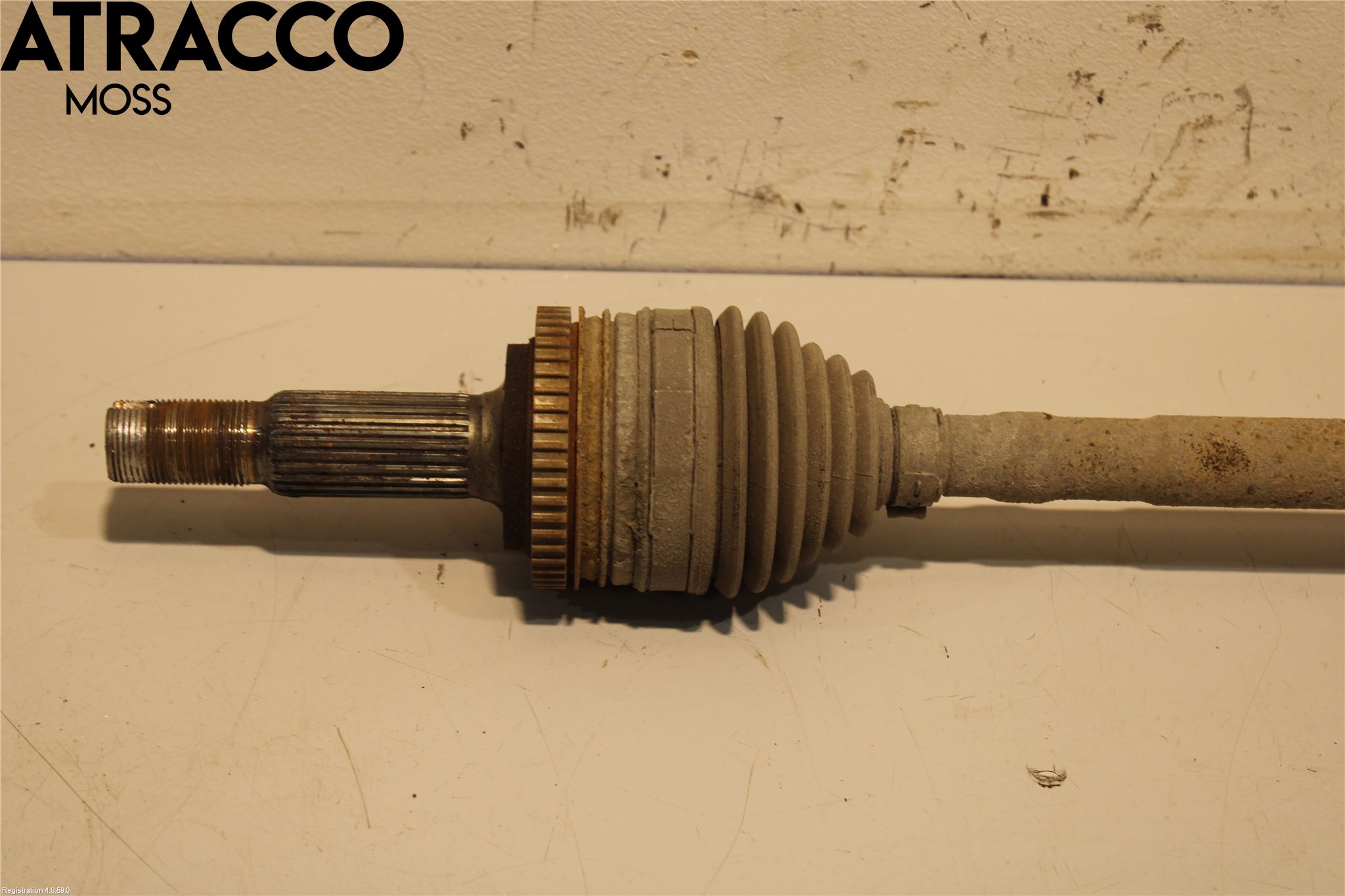 Toyota URBAN CRUISER Drivaksel Bak Kompl Høyre