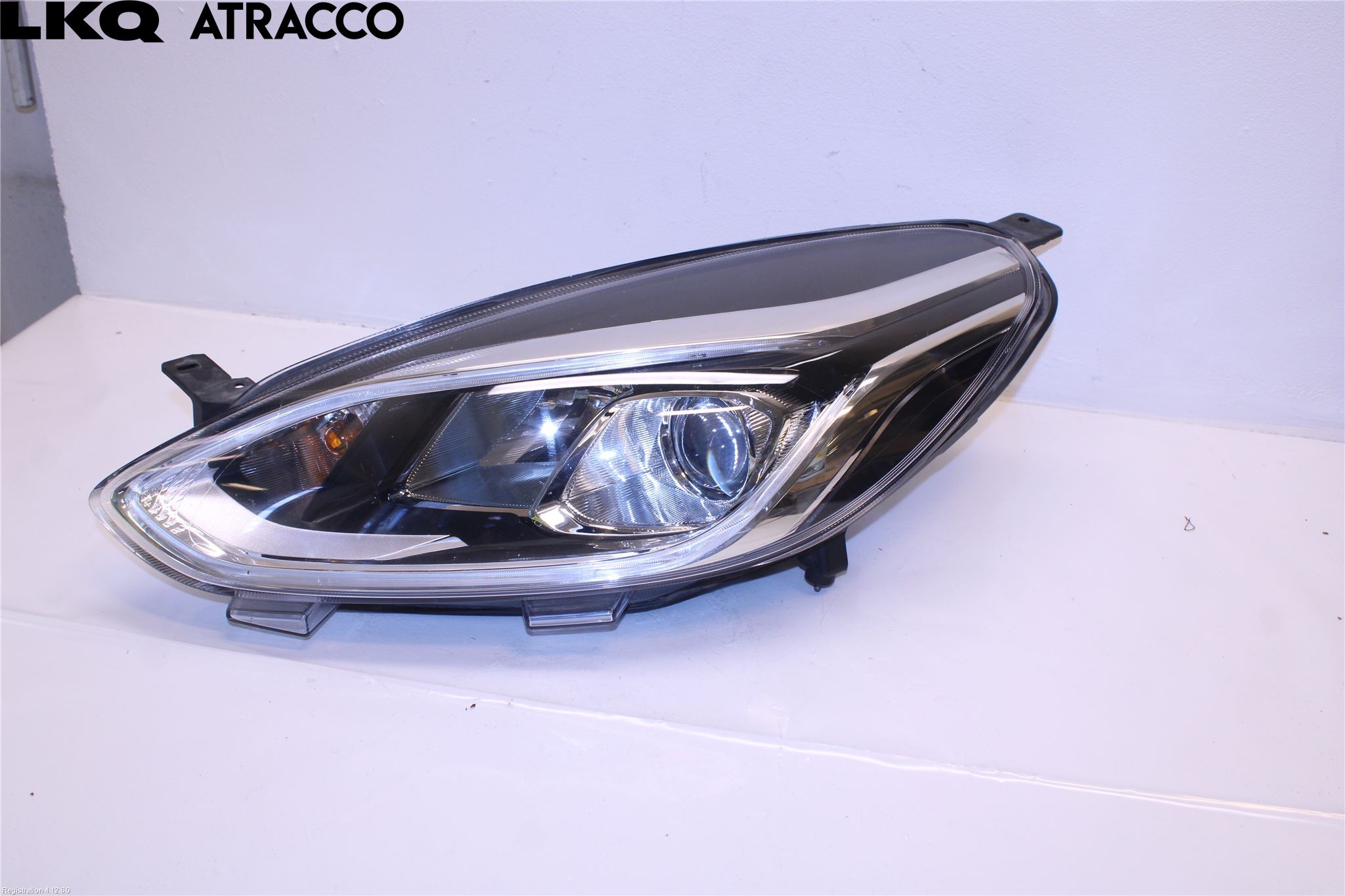 Ford FIESTA (VII) 18-23 Frontlykt Venstre