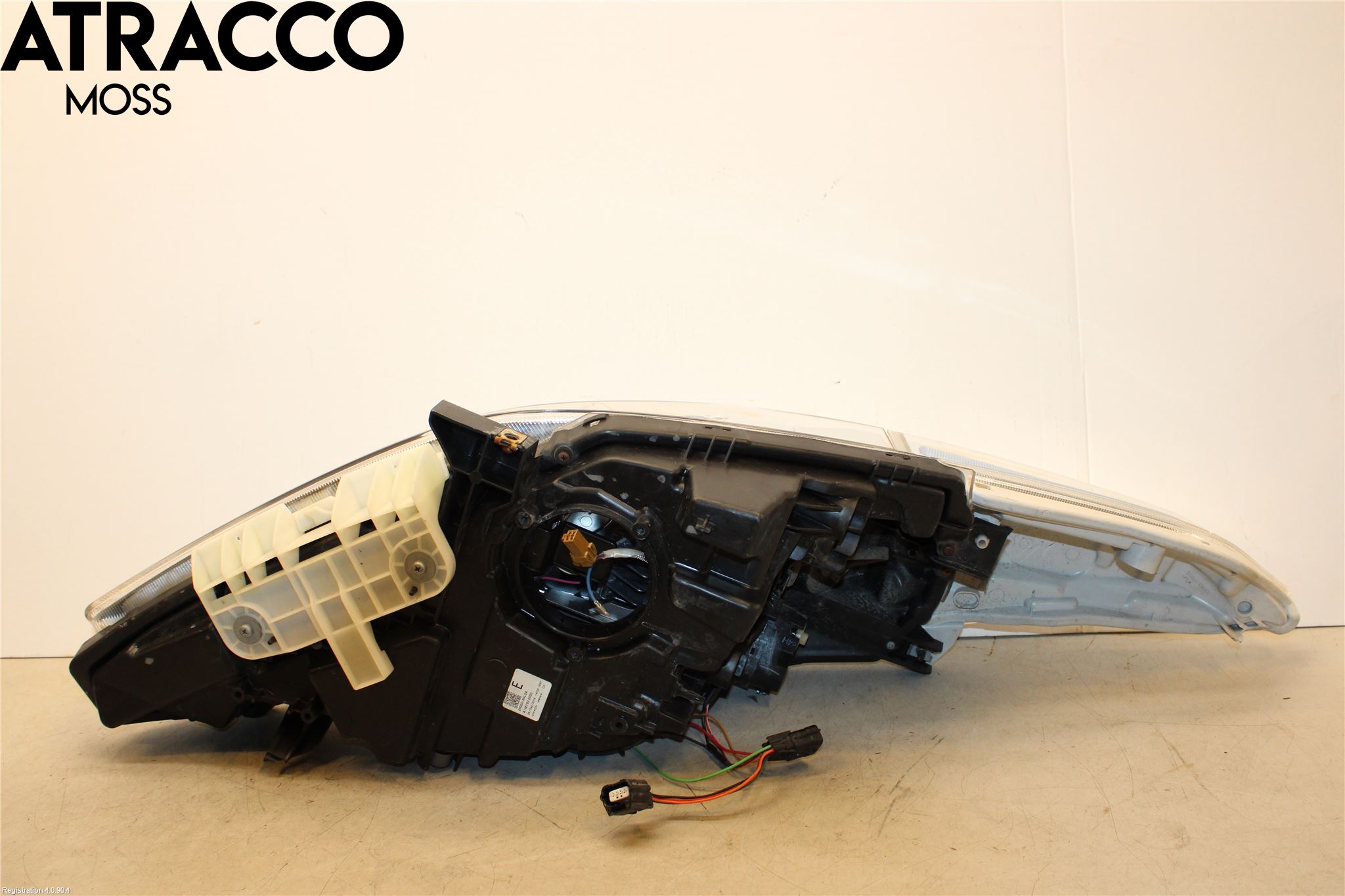 Nissan LEAF 11-17 Frontlykt Høyre