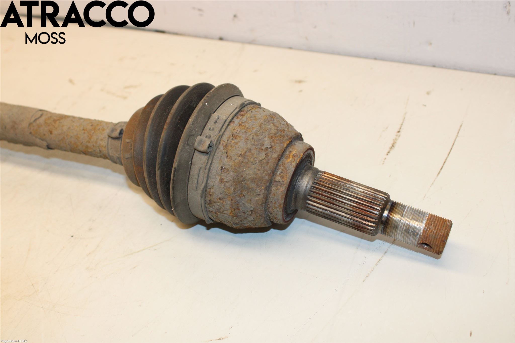 Nissan LEAF 11-17 Drivaksel Foran Kompl Venstre