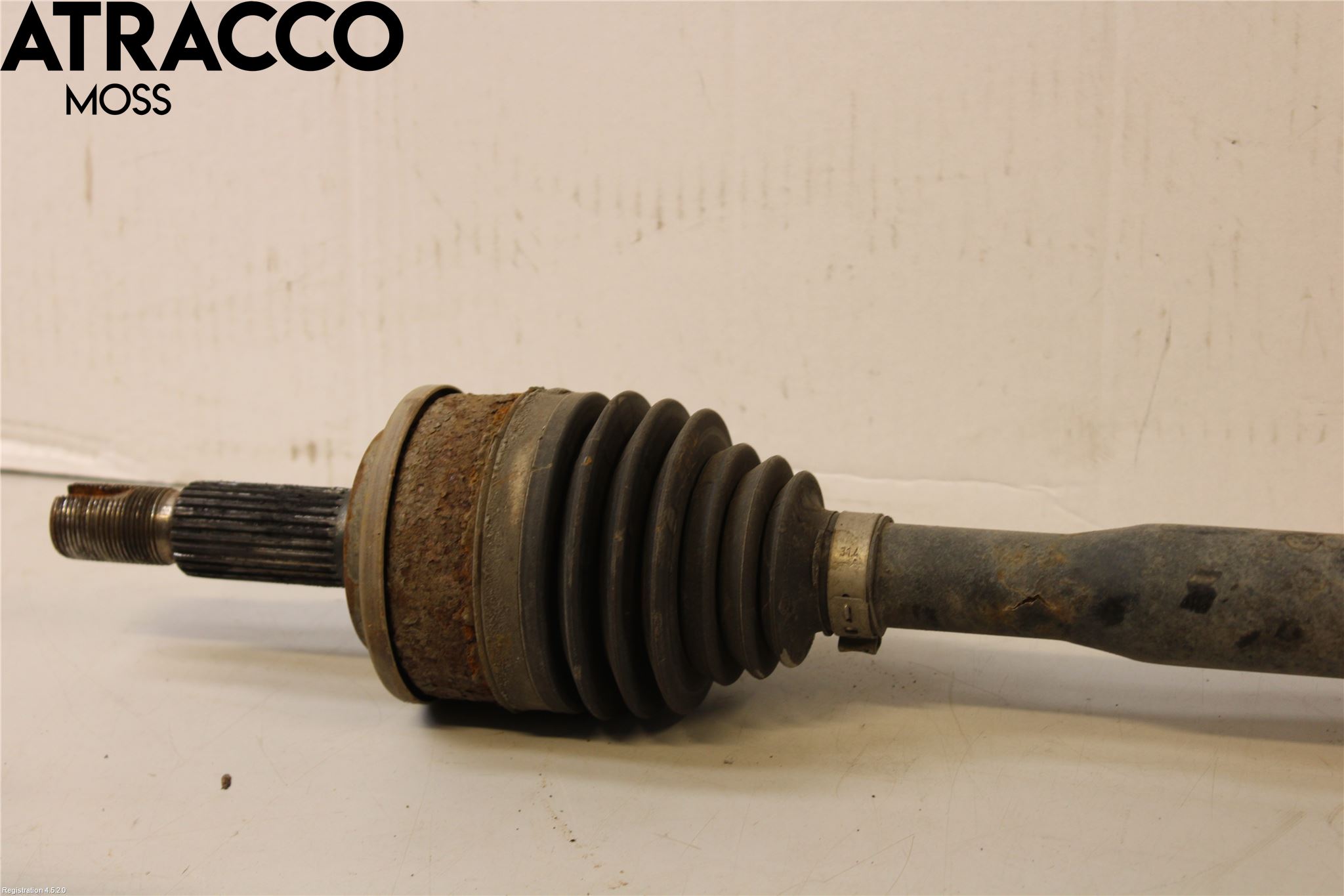 Toyota AURIS 13-19 Drivaksel Foran Kompl Høyre