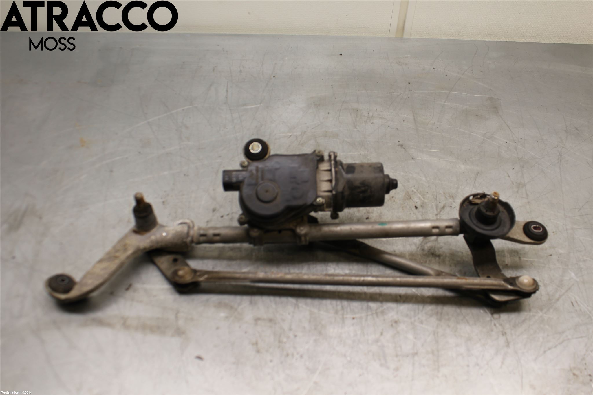 Nissan LEAF 11-17 Viskermotor Frontrute