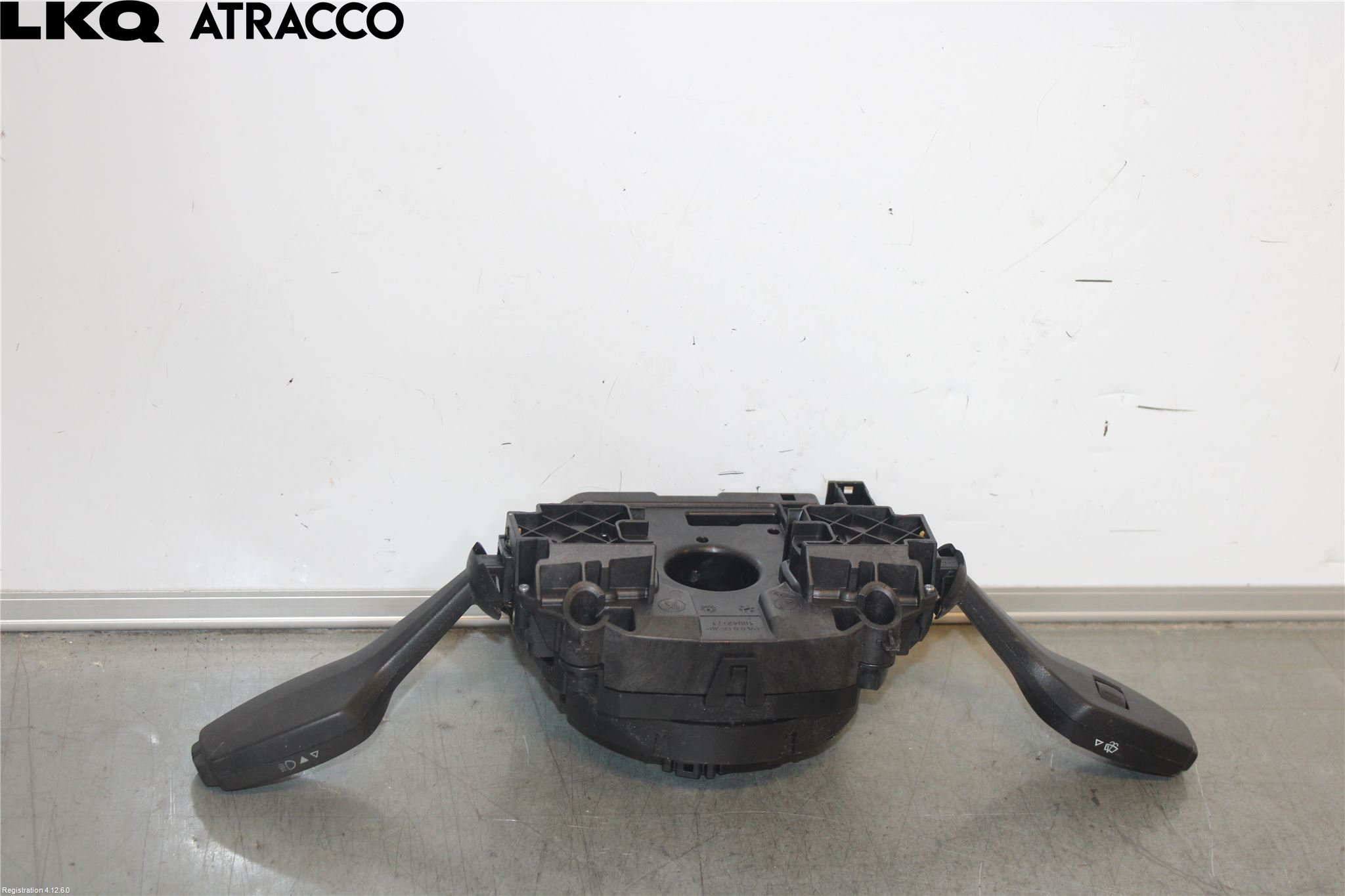 BMW 3 F30/F31/F80 12-19 Bryter Ratt Kombi H Og V