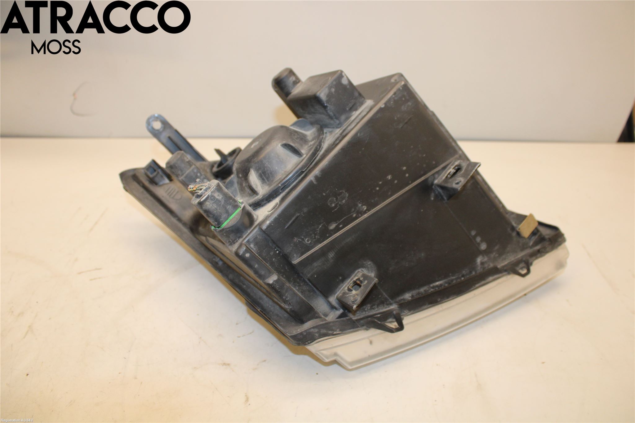 Ford TRANSIT CONNECT 03-08 Frontlykt Venstre