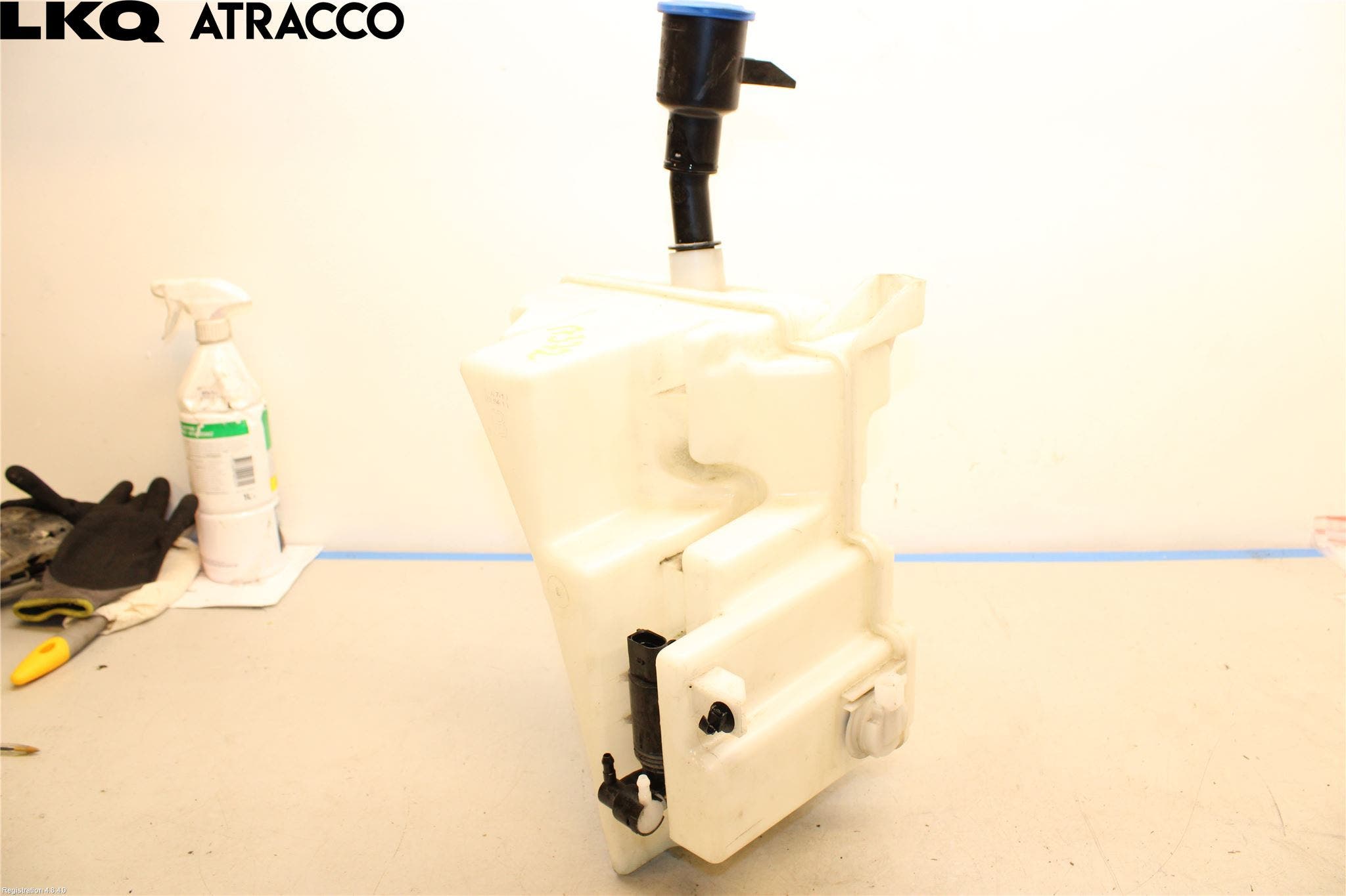 Jaguar I-PACE 18- Spylertank Lokk