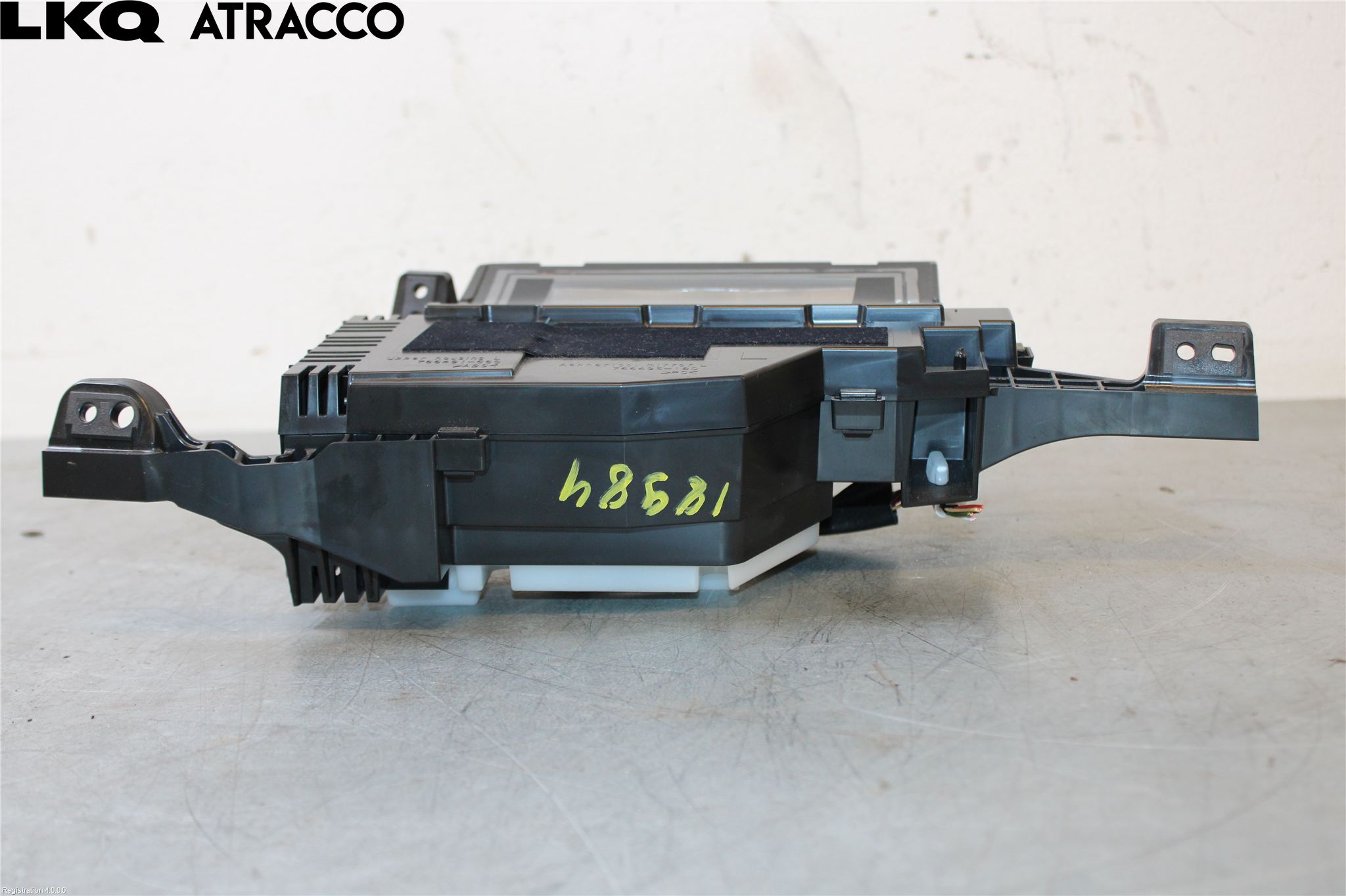 Toyota PRIUS (ZVW50) 16-21 Instr Kombinert