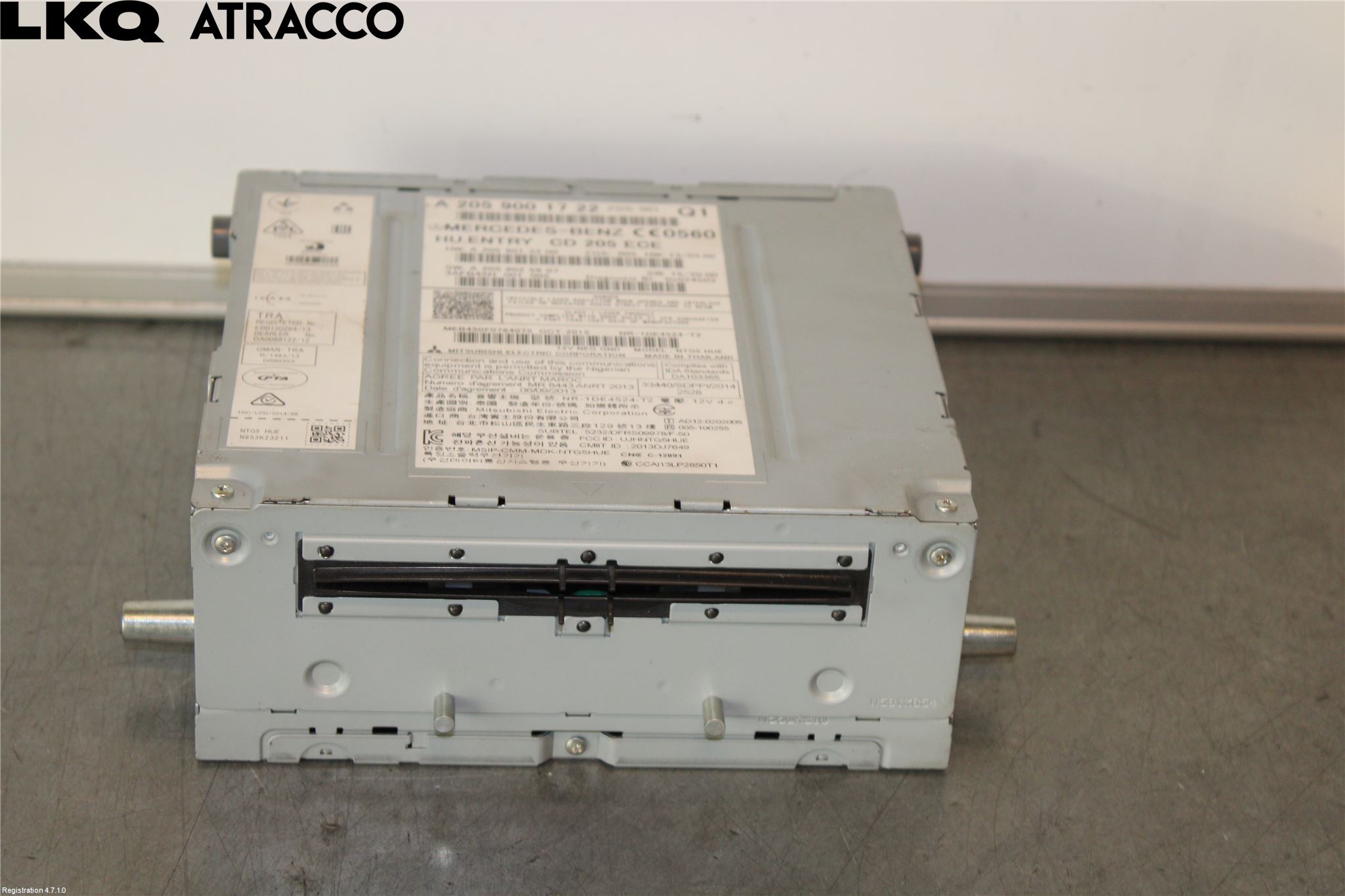 Mercedes-Benz MB C-KLASS (W205) 14-21 Stereo Radio Med Cd