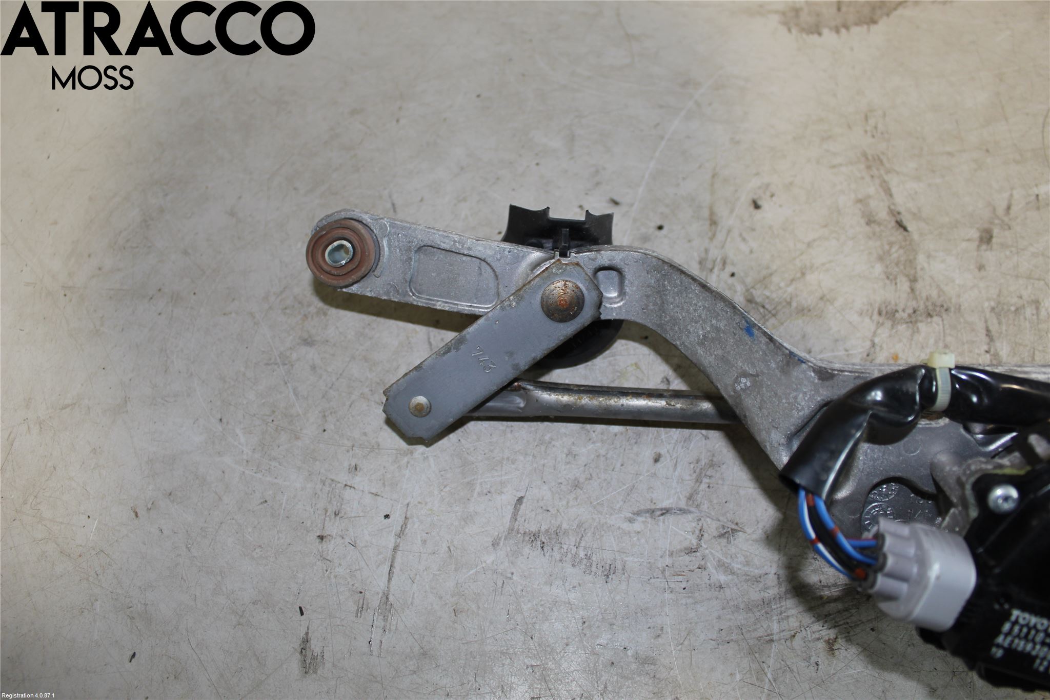 Toyota AURIS 10-12 Viskermotor Frontrute