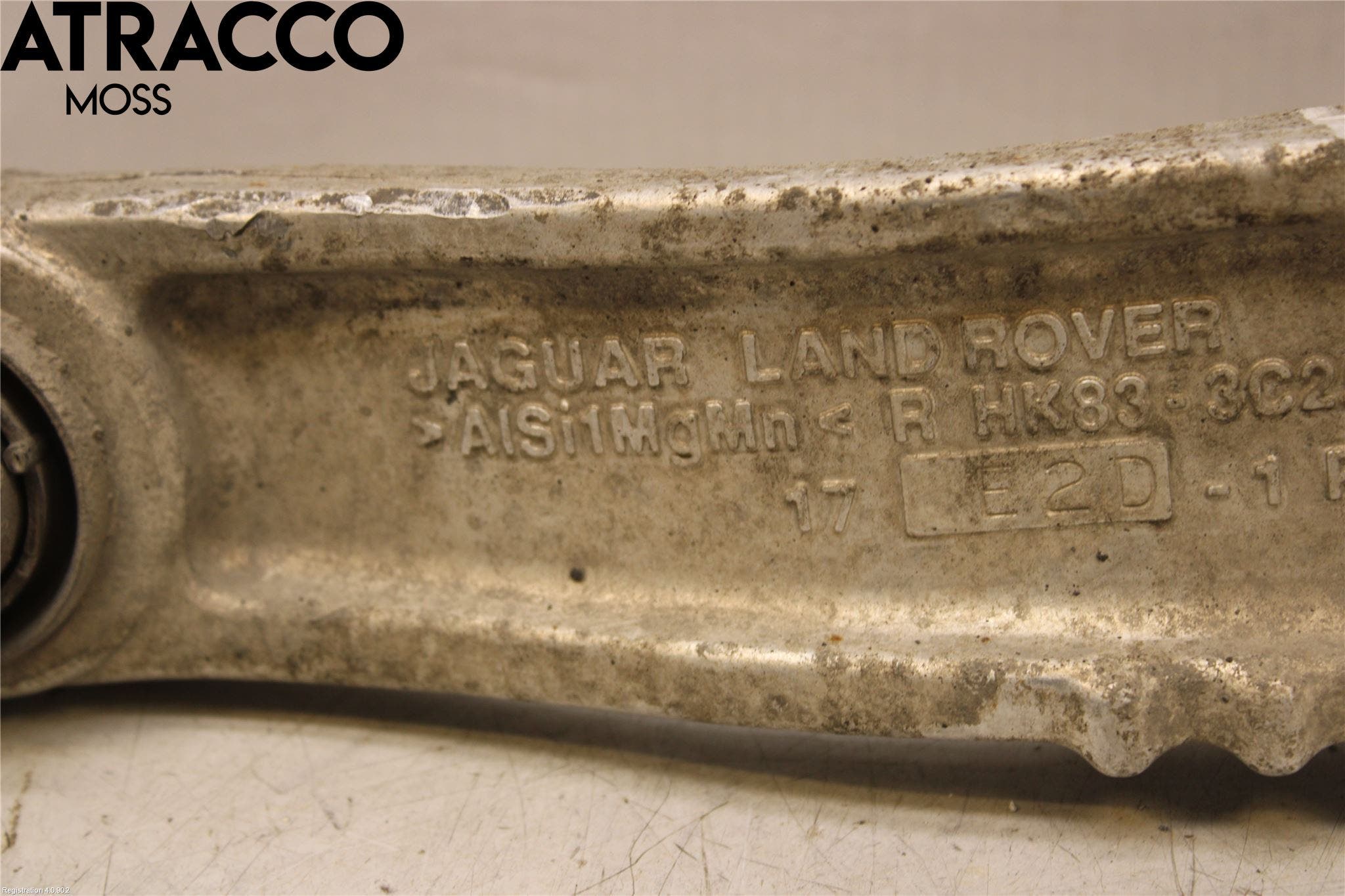 Jaguar F-PACE Bærearm Foran Høyre Nedre