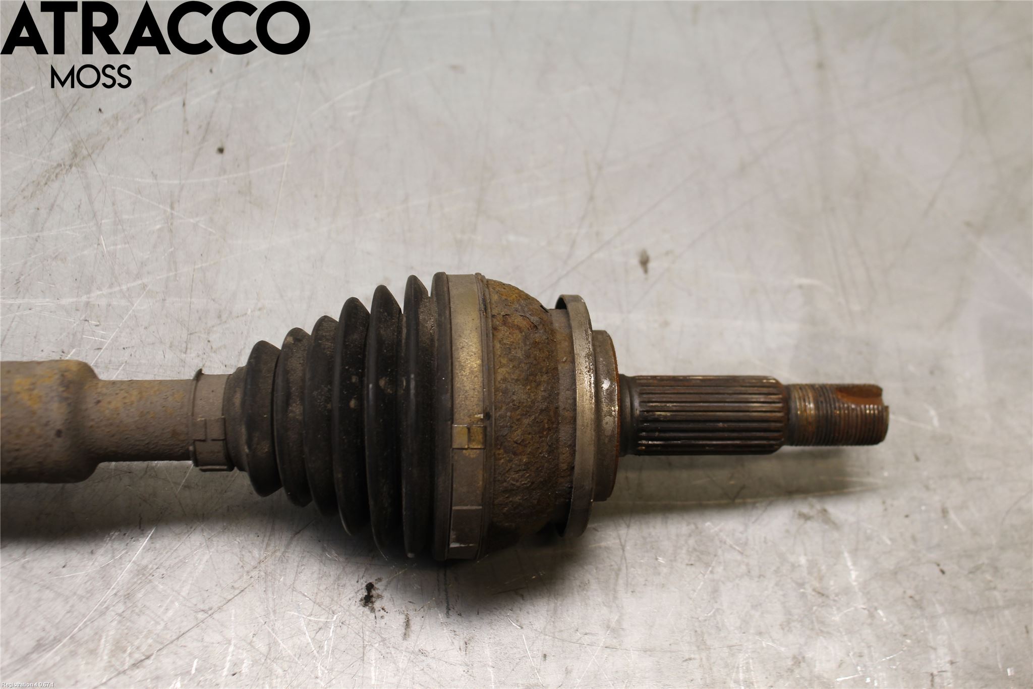 Toyota PRIUS ZVW30 09-20 Drivaksel Foran Kompl Høyre