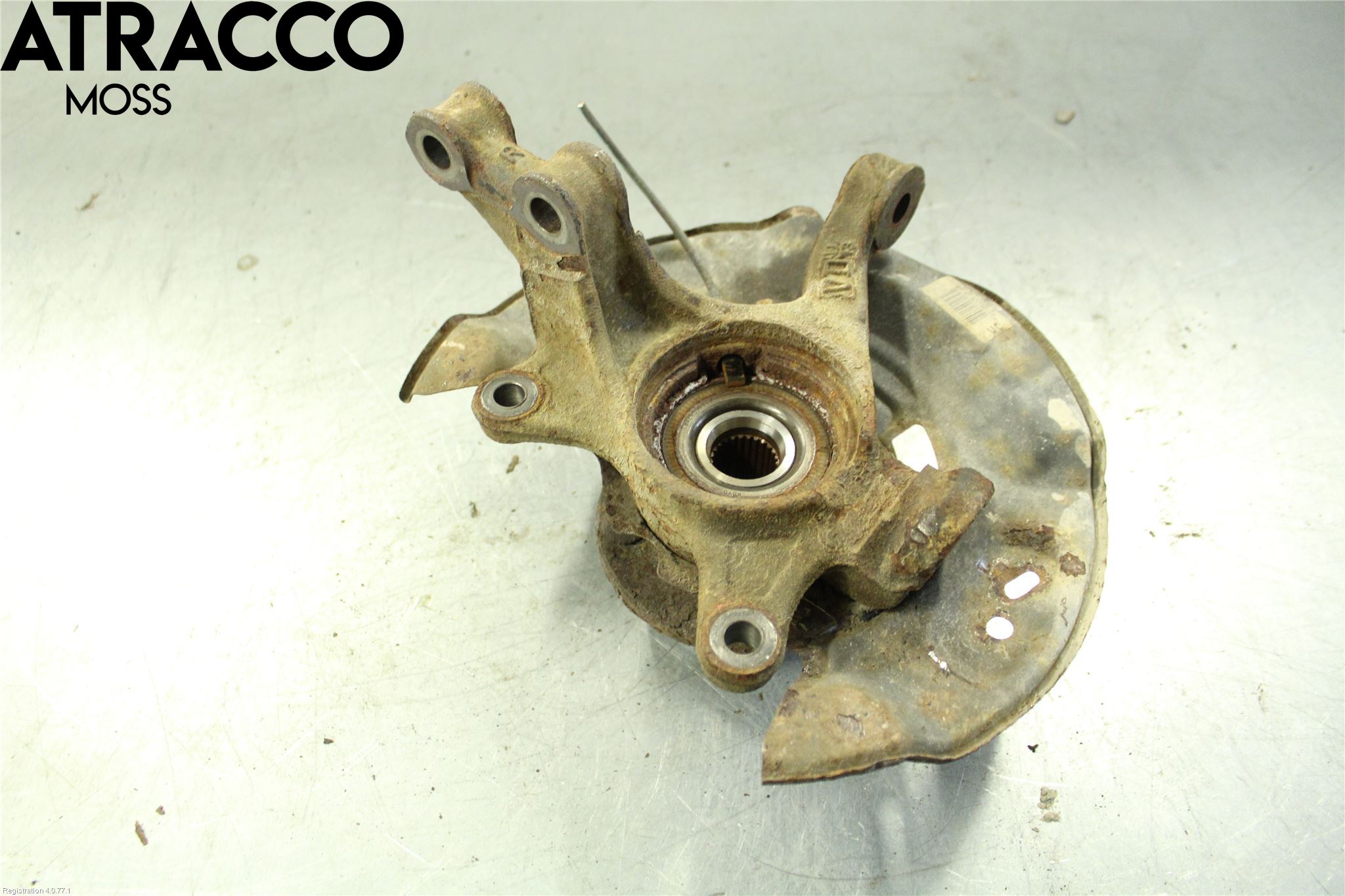 Toyota YARIS XP130 12-14 Spindel Hf