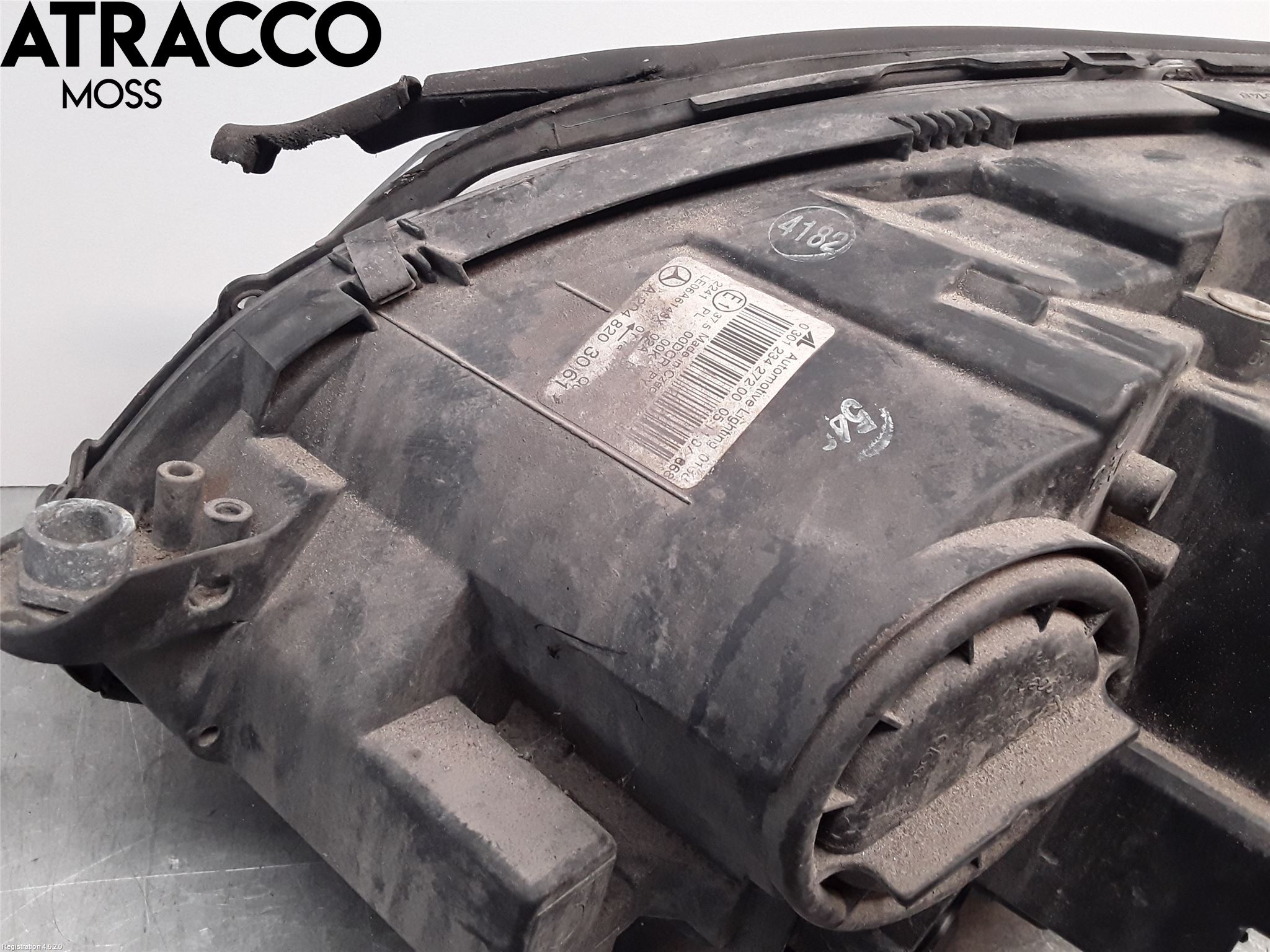 Mercedes-Benz MB C-KLASS (W204) 07-15 Frontlykt Høyre