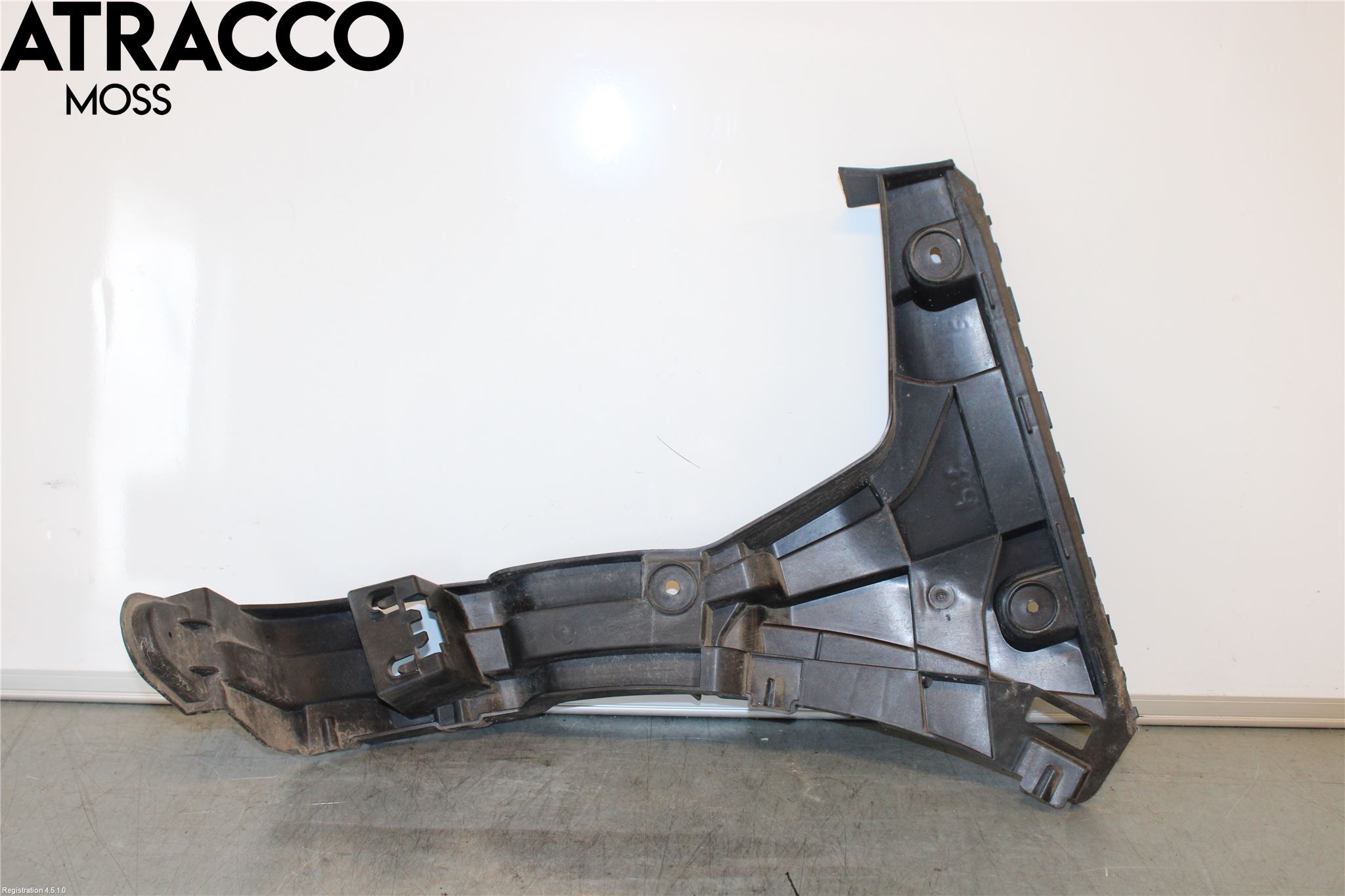 Audi Q3 8U 12-18 Støtfanger Bak Feste