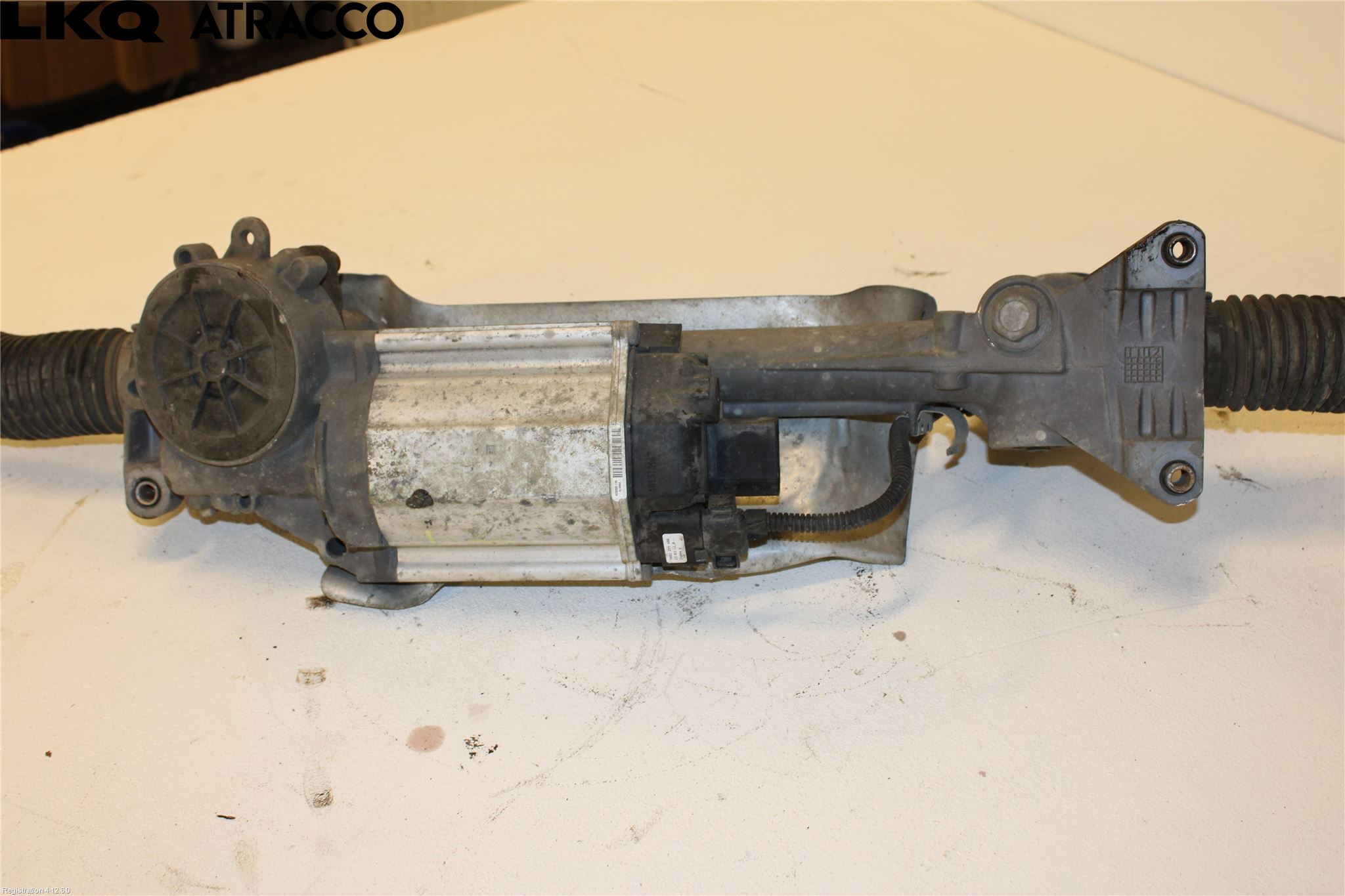 Volkswagen VW GOLF VI 09-13 Servo Snekke - Tannstang