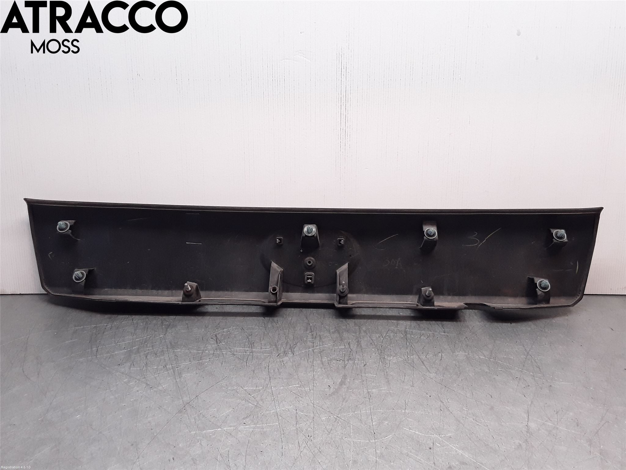 Toyota PRIUS+ ZVW40 12-20 List Bak-Bakluke