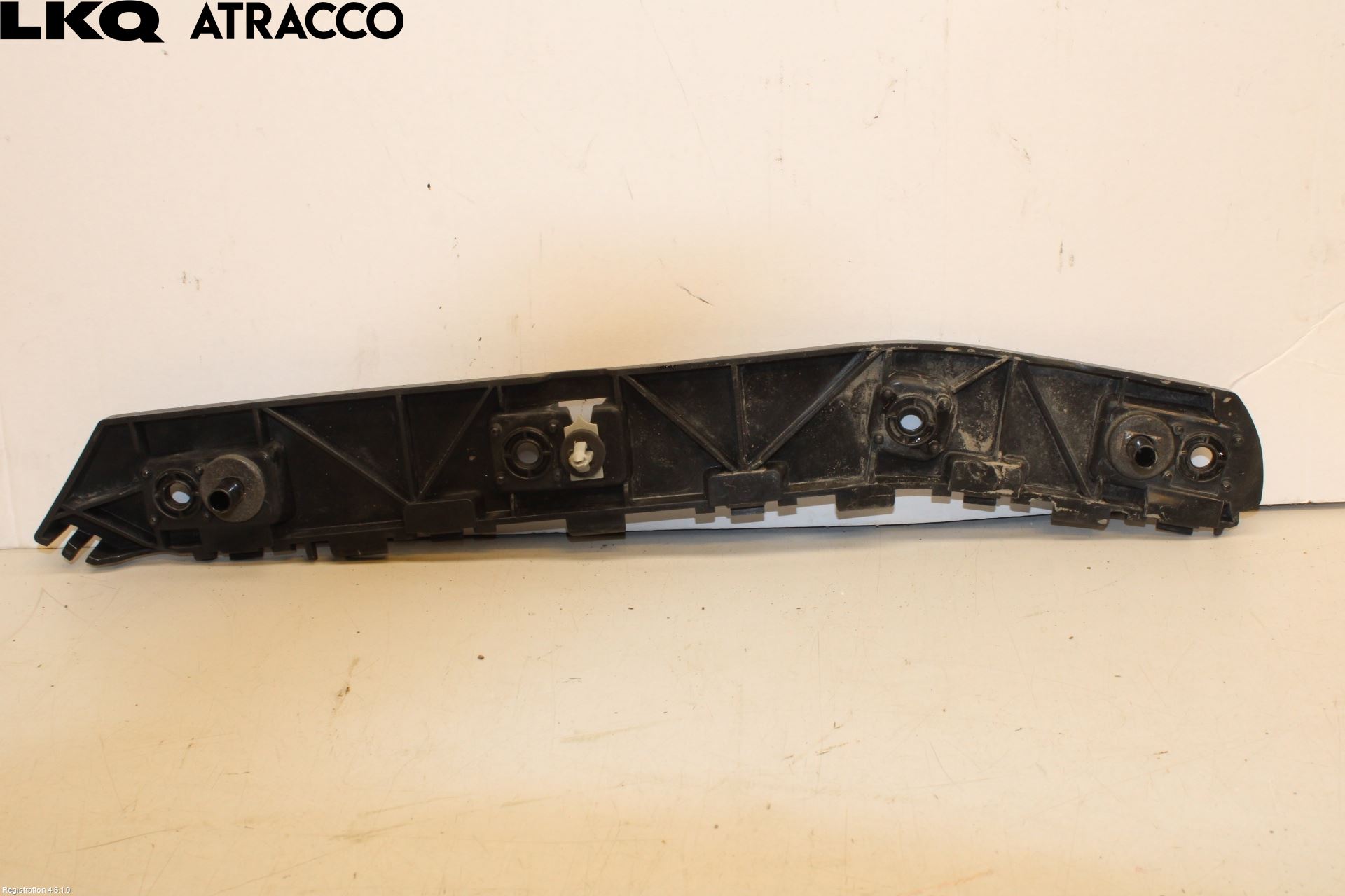 Ford KUGA 13-16 Støtfangerfeste Bak Høyre