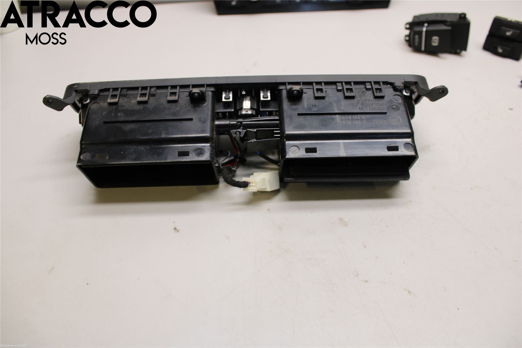 BMW 7 F01/02/03/04 09-15 Bryter Varsel (Nødblink)