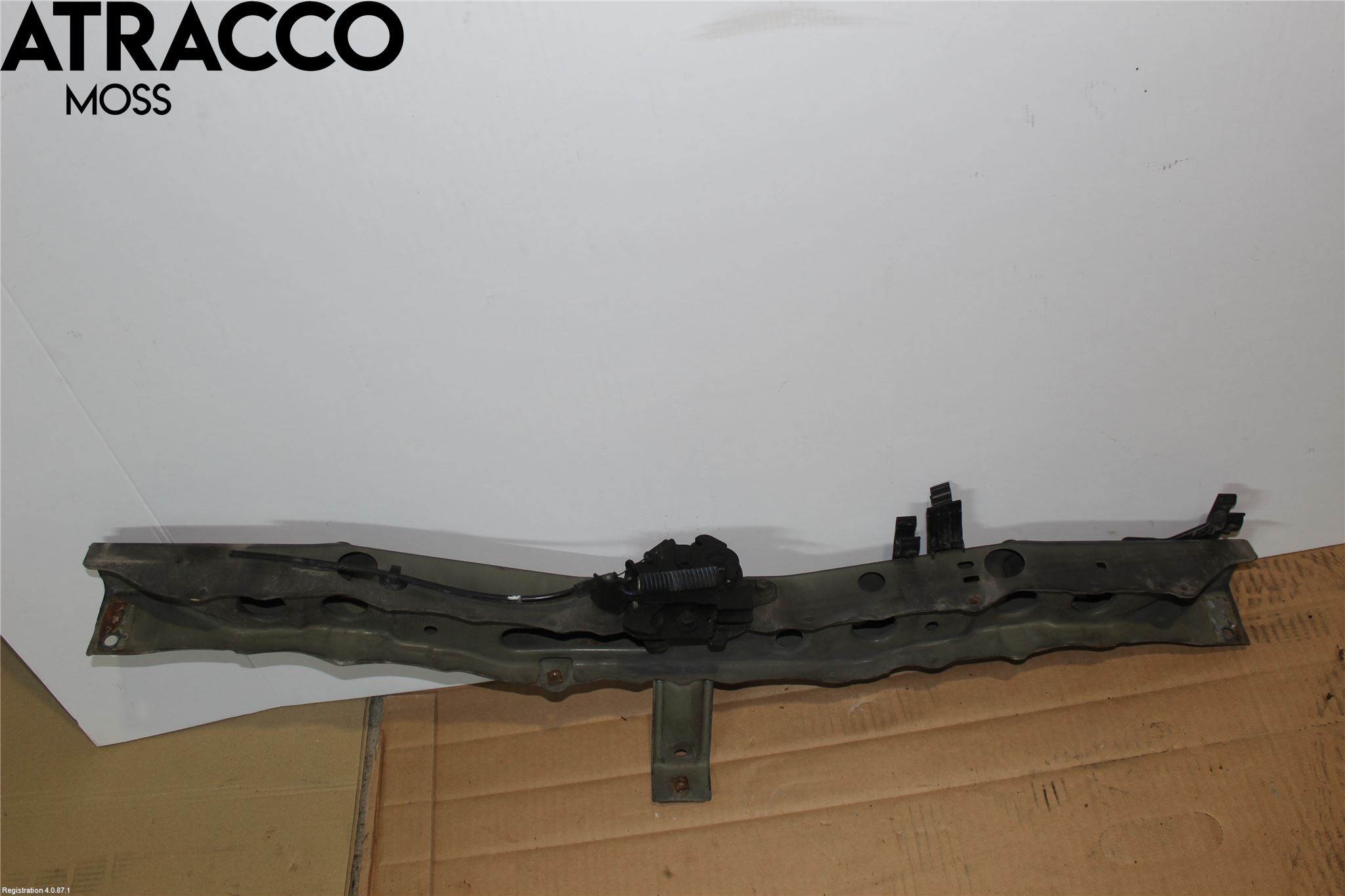 Toyota AVENSIS 09-15 Frontplate Øvre