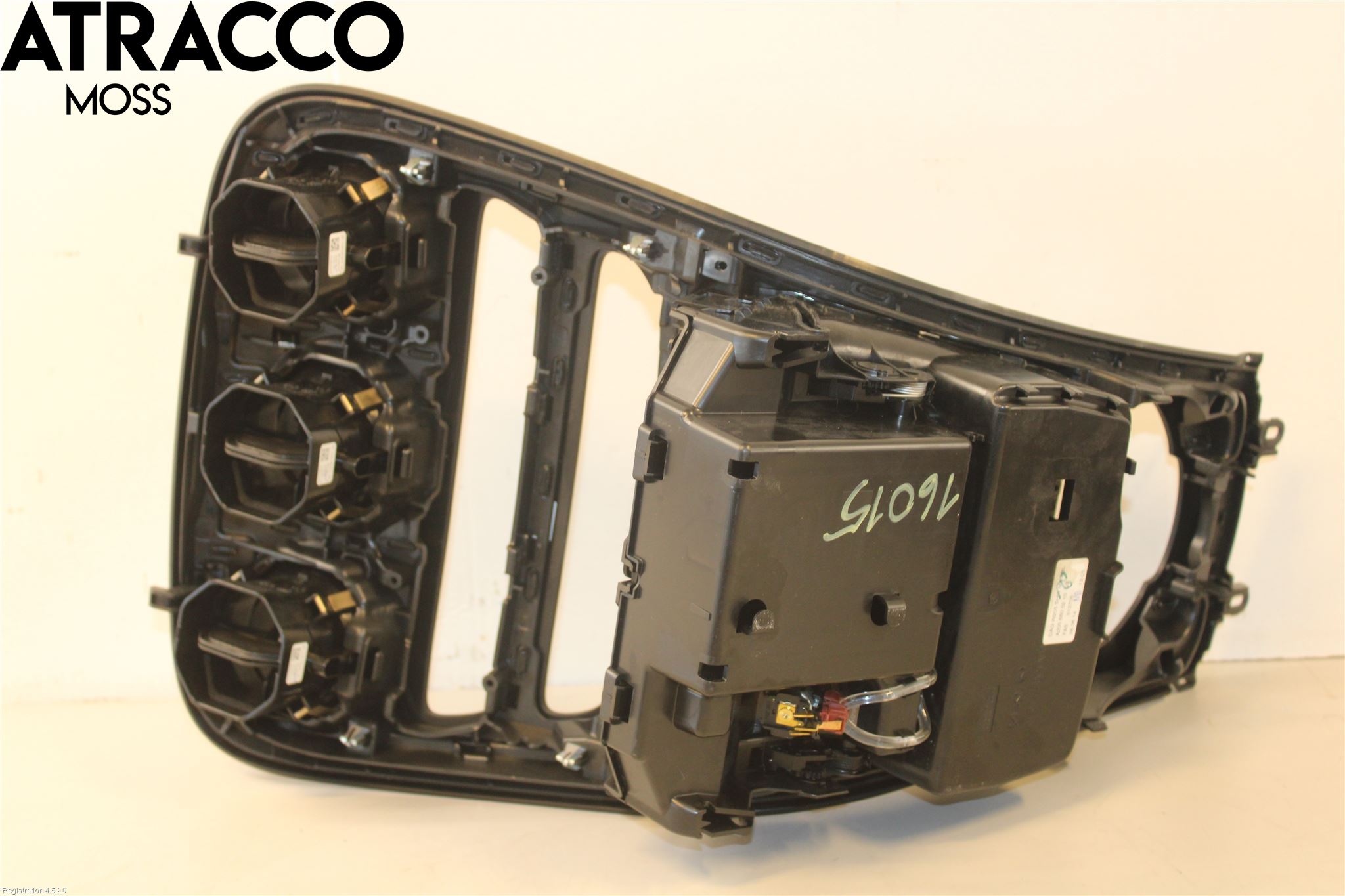 Mercedes-Benz MB C-KLASS (W205) 14-21 Innr Oppbevaringsrom