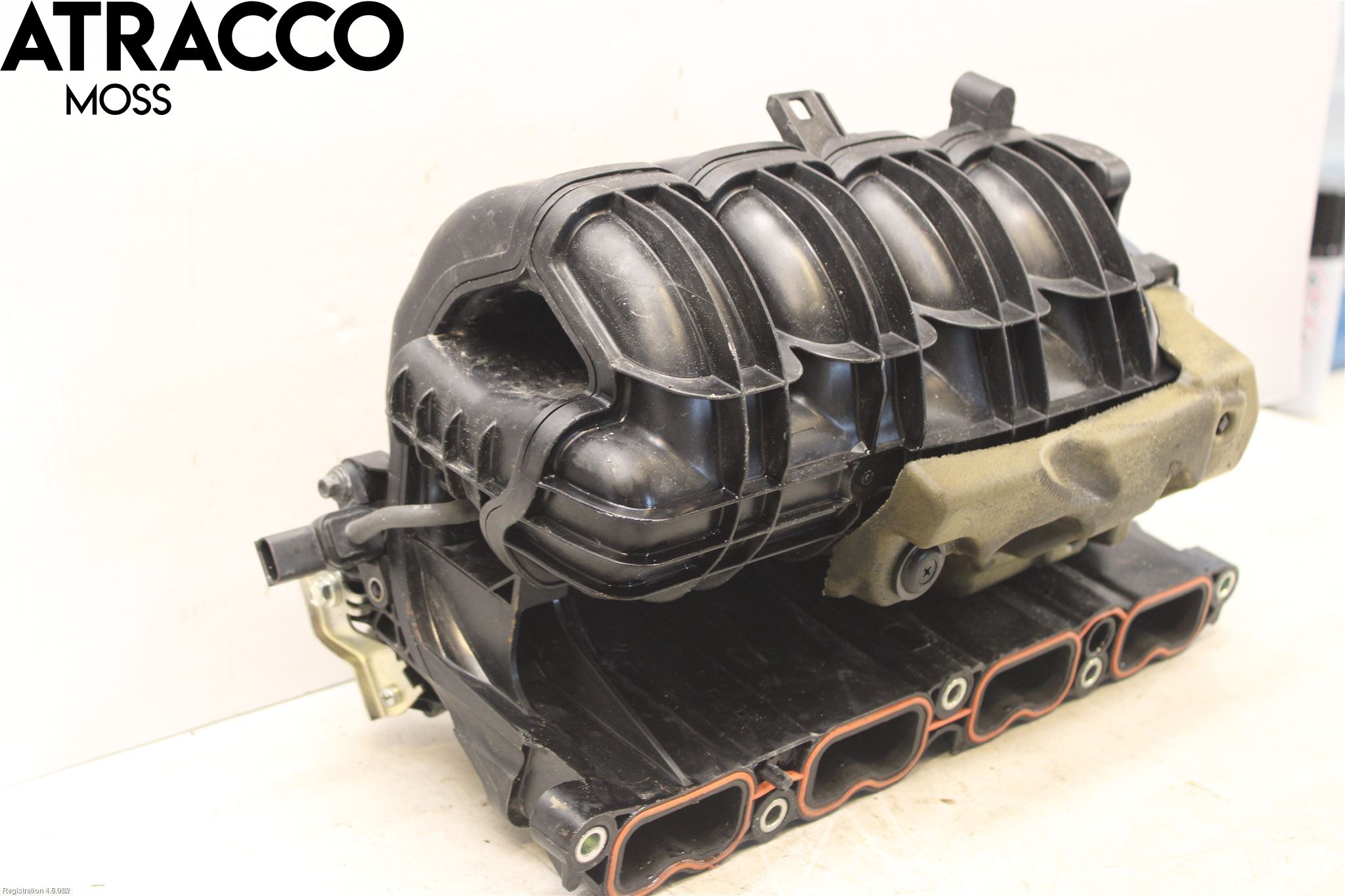 Toyota RAV4 19- Innsugningsmanifold