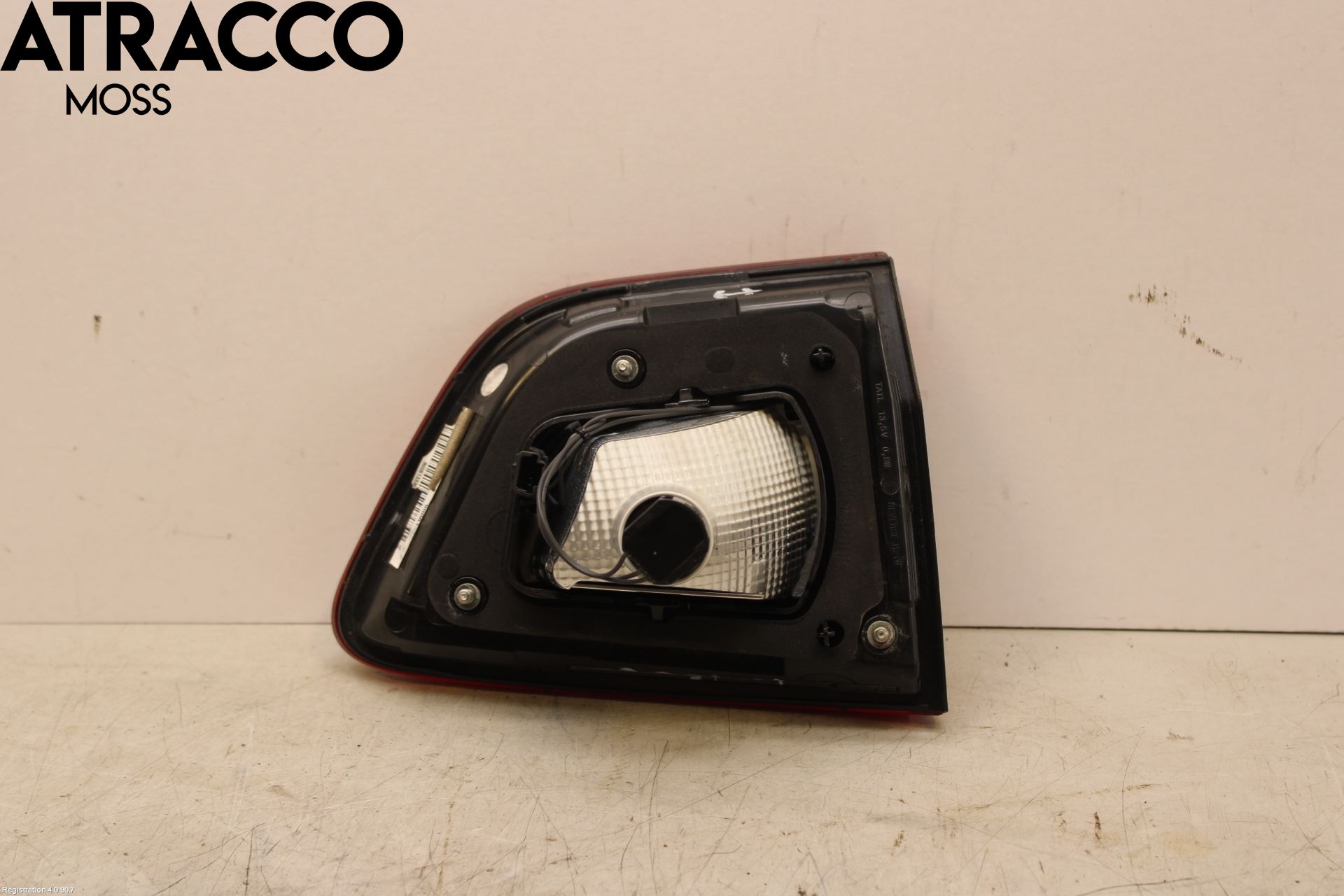 Renault KADJAR 15- Baklykt Høyre  På Luke(Indre)