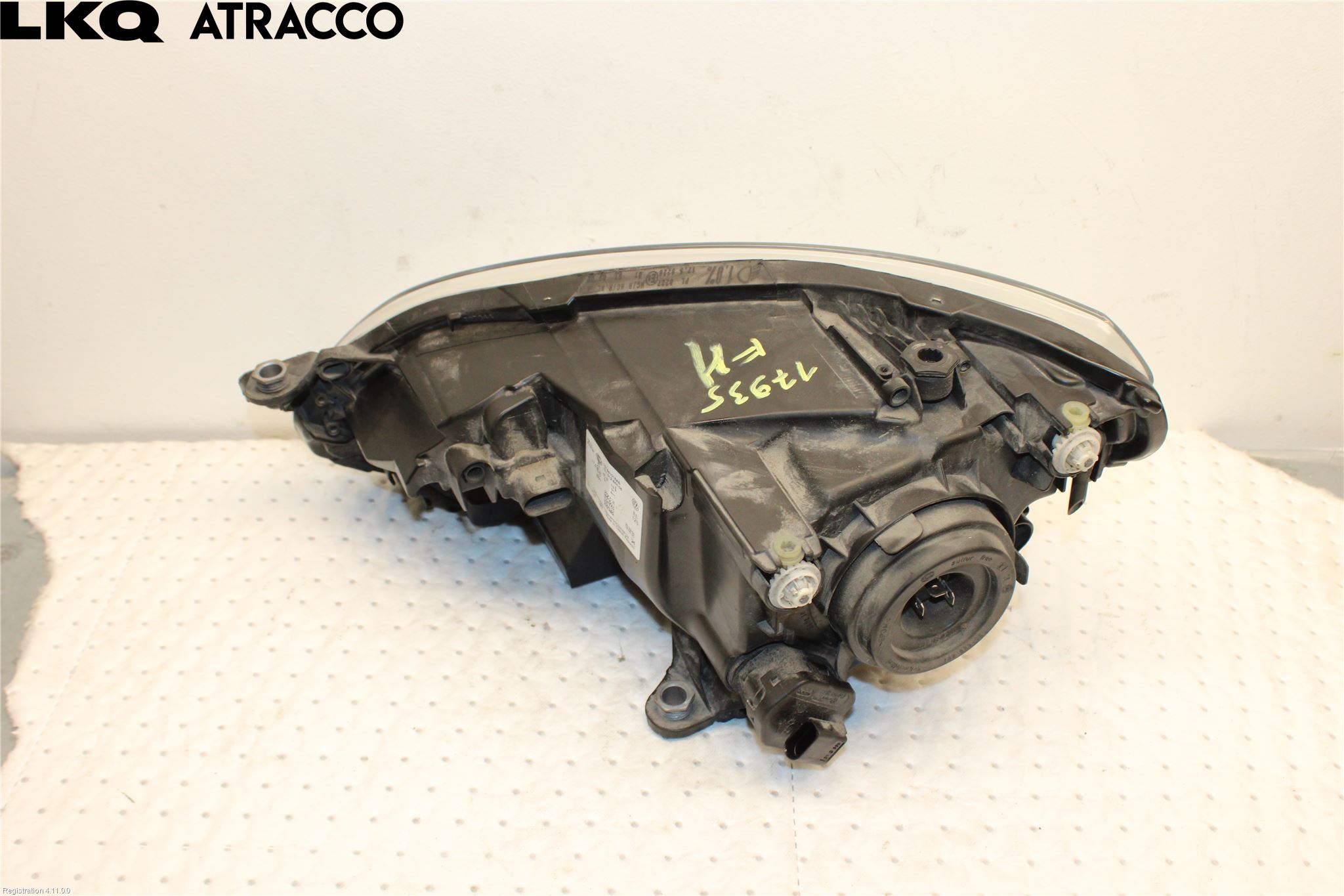 Volkswagen VW UP! / E-UP! Frontlykt Høyre