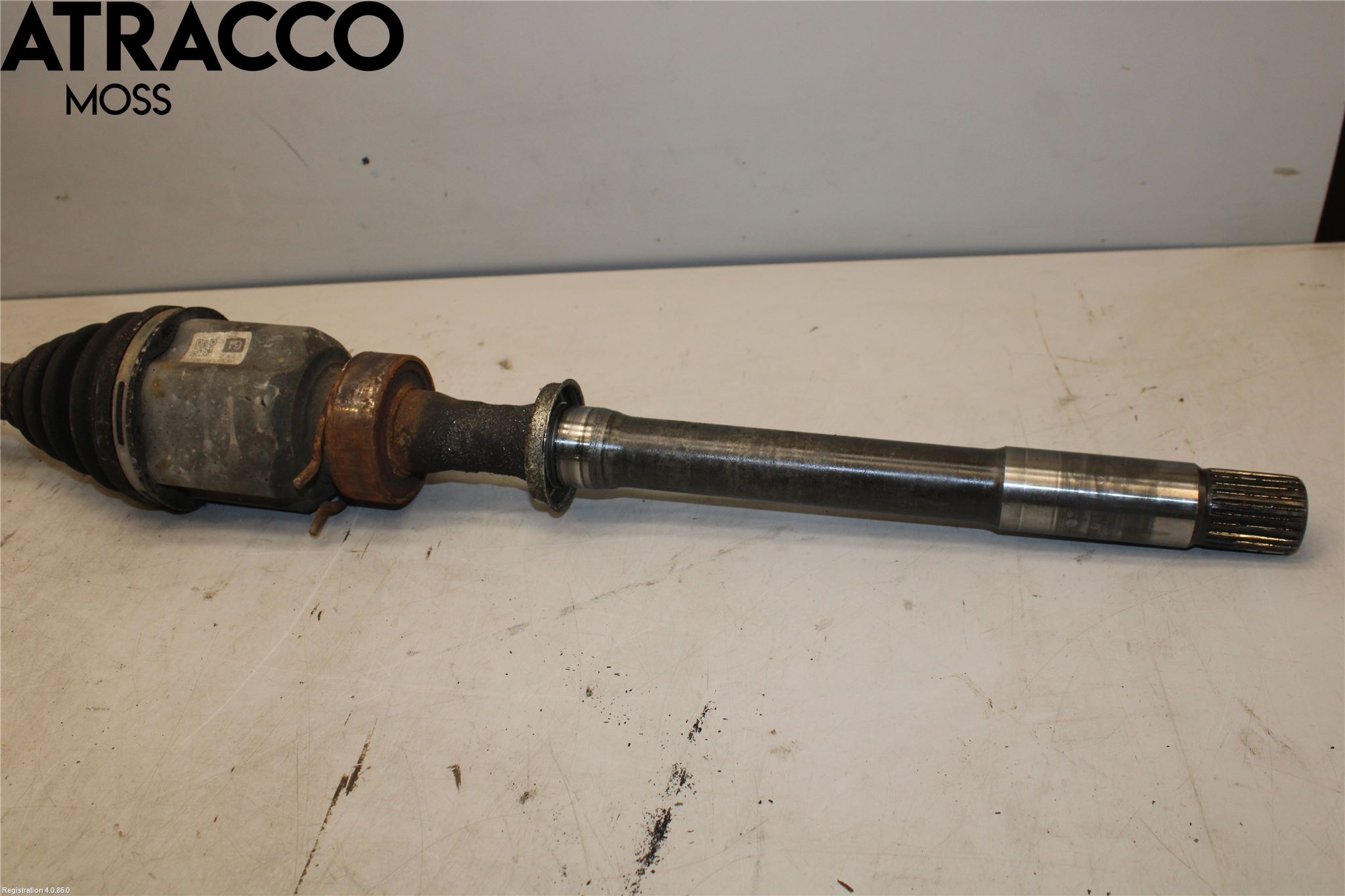 Toyota RAV 4 06-12 Drivaksel Foran Kompl Høyre