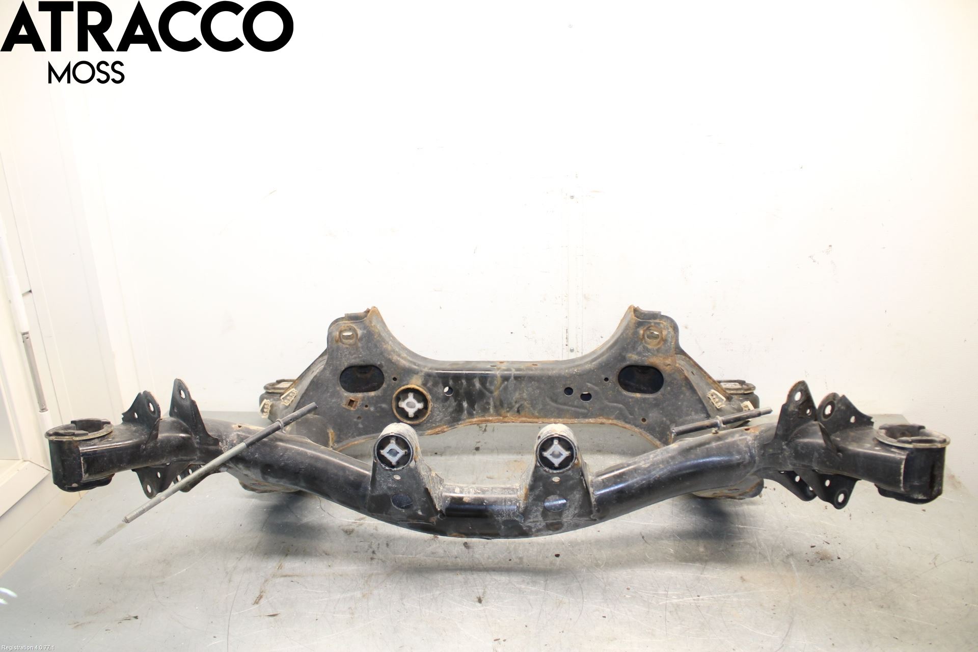 BMW 1 F20/F21 11-19 Bakaksel Feste Travers-Ramme