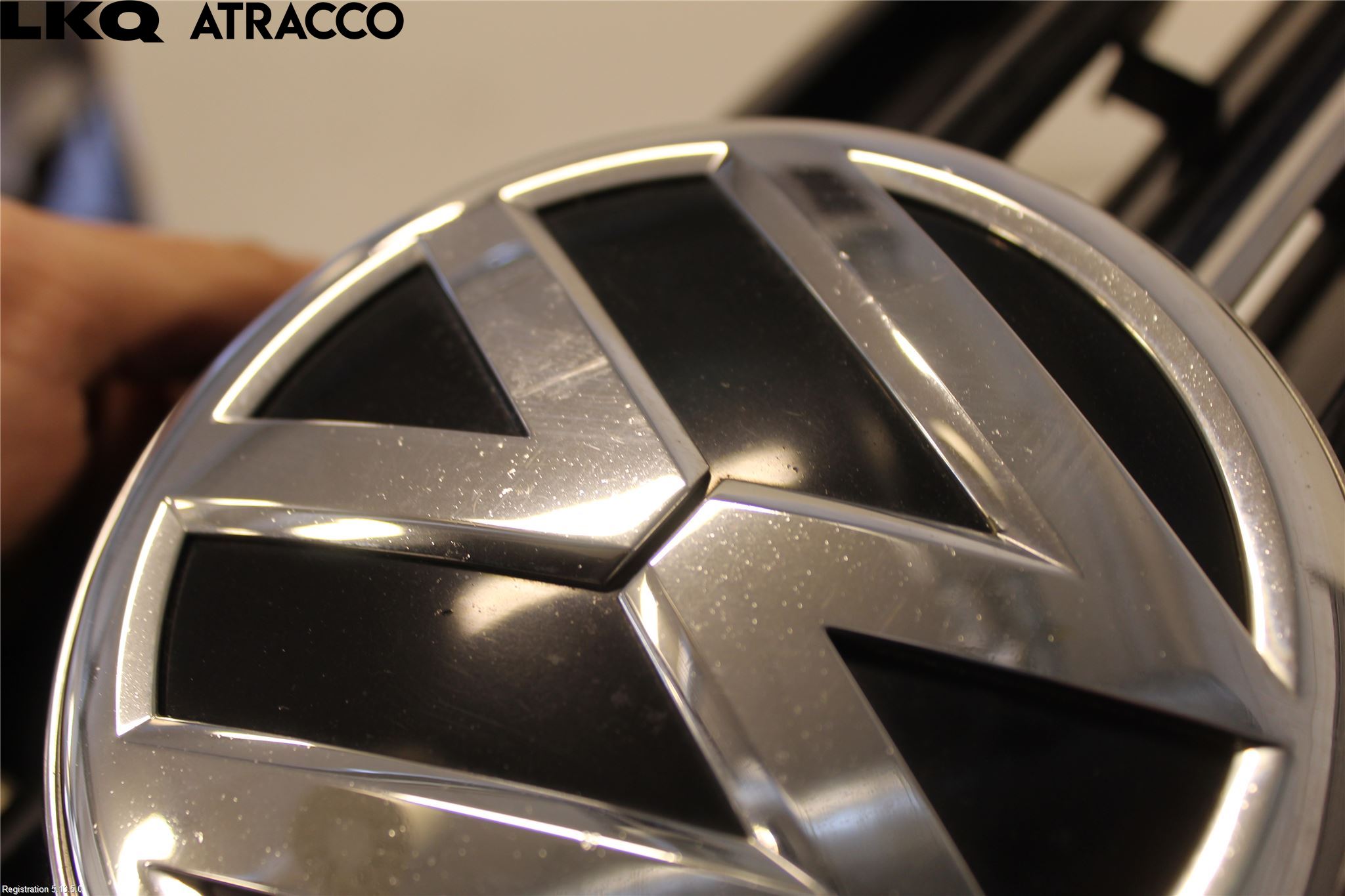Volkswagen VW GOLF / E-GOLF VII 13-20 Grill Komplett