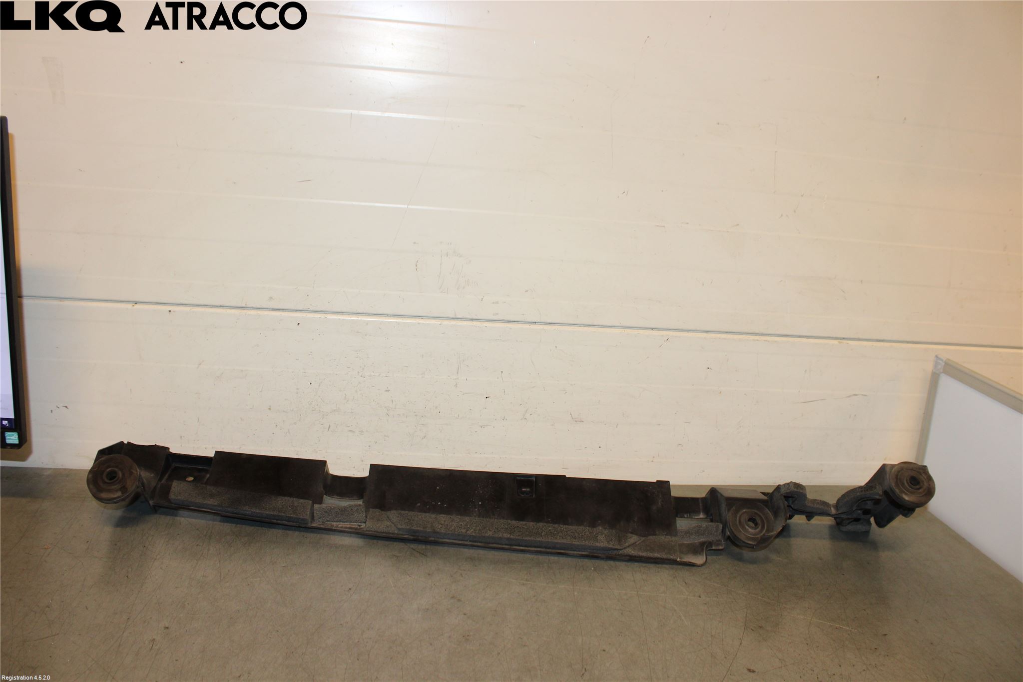 Nissan QASHQAI 14-17 Radiator Feste - Ramme - Bjelk