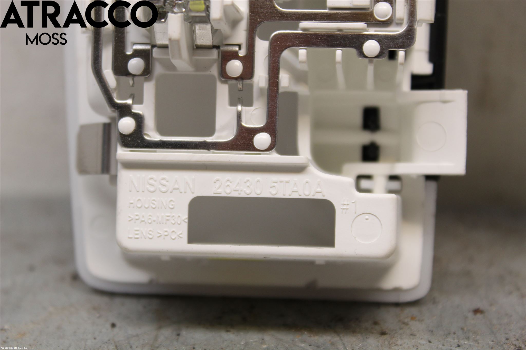 Nissan LEAF 18- Innr Taklys