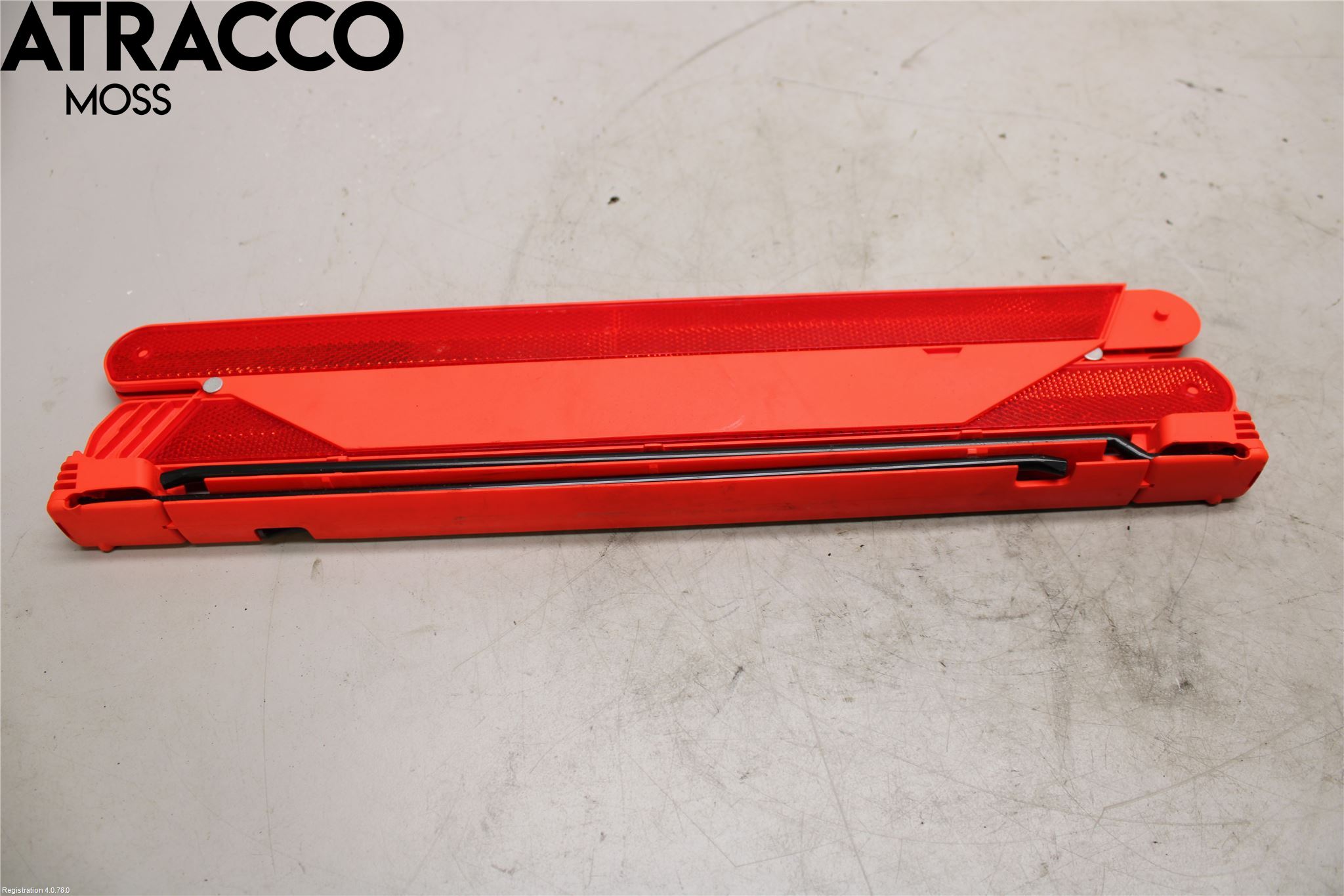 Mercedes-Benz MB E-KLASS (W212) 09-16 Varseltrekant