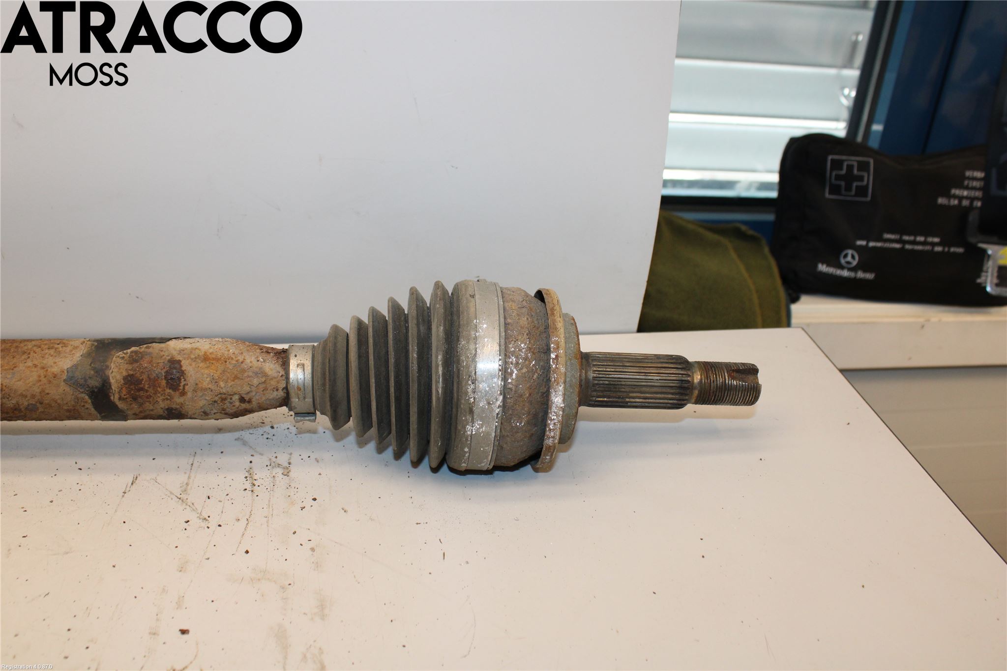 Toyota AURIS 10-12 Drivaksel Foran Kompl Høyre