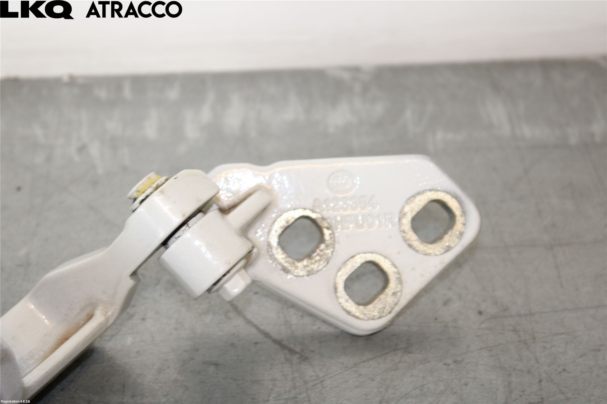 Maxus E-DELIVER9 22- Dørhengsel