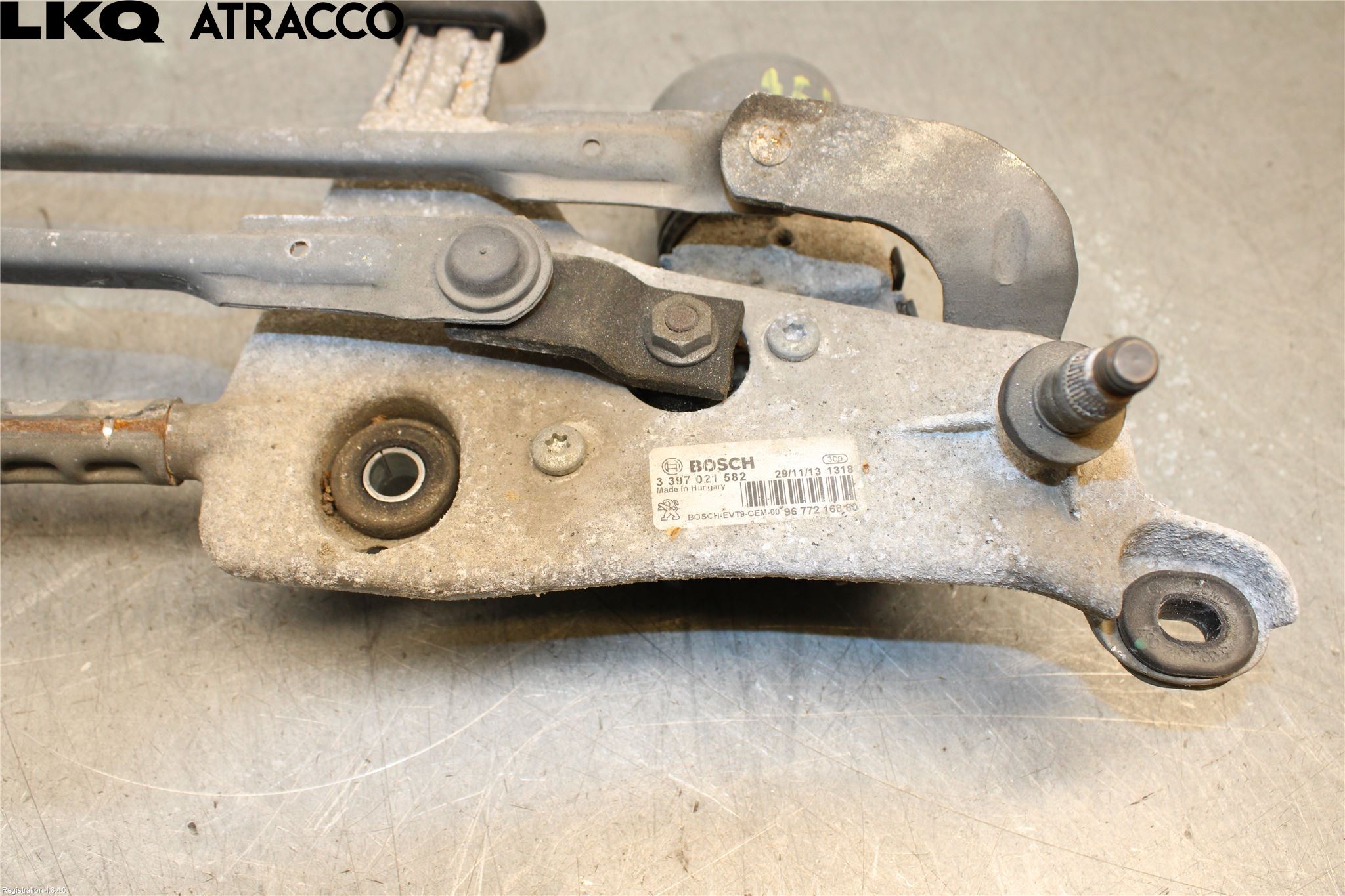 Peugeot 308 14-21 Viskermotor Frontrute