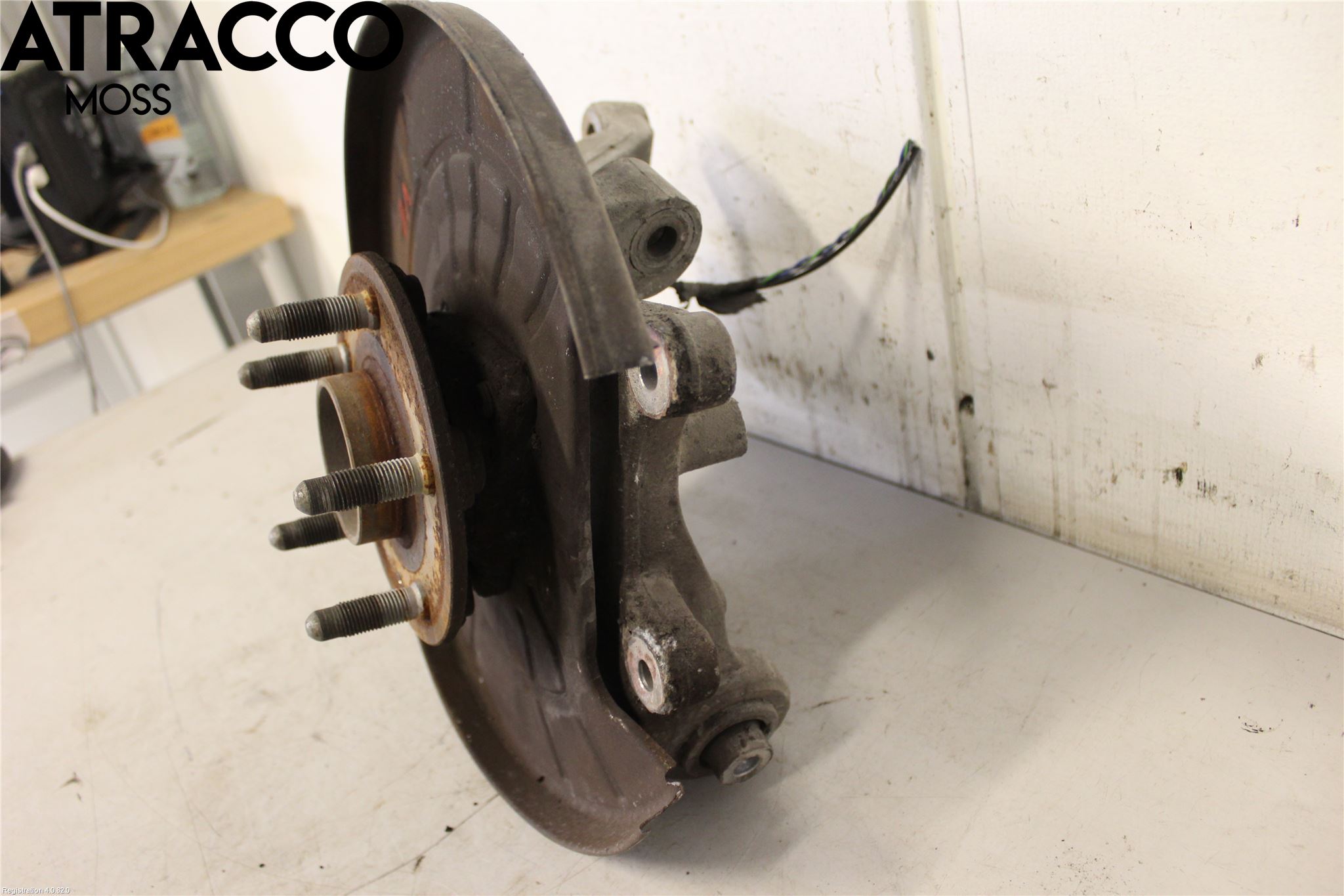 Opel INSIGNIA 09-16 Spindel Vb