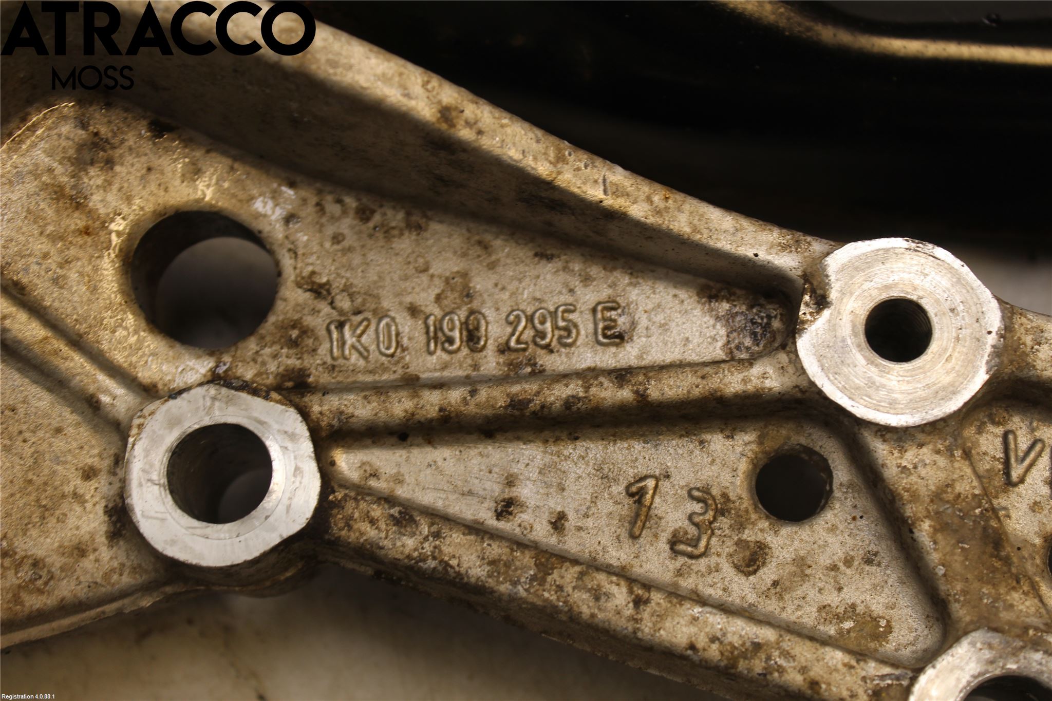 Volkswagen VW GOLF VI 09-13 Bærearm Foran Venstre Nedre