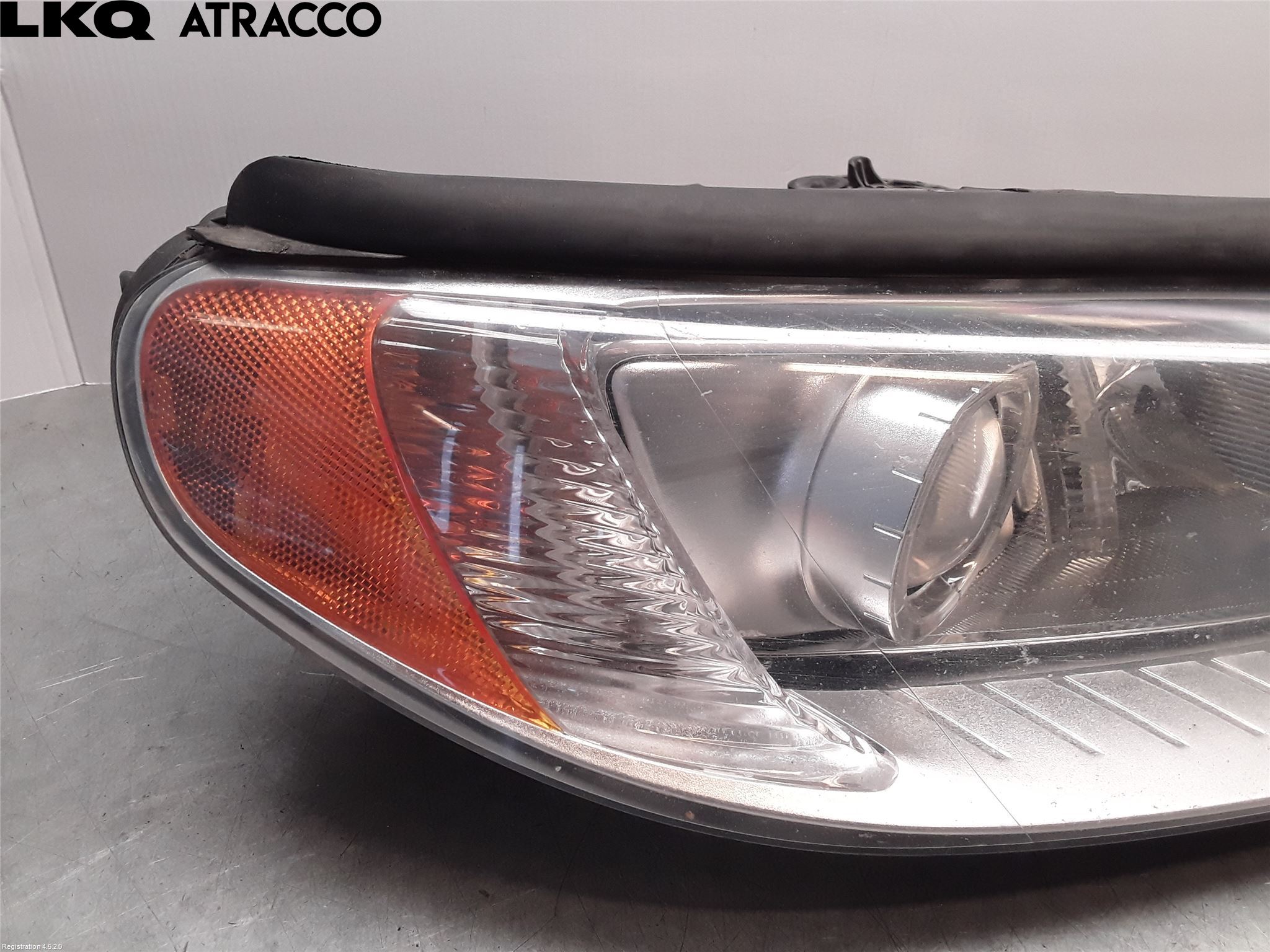 Volvo V70 08-13 Frontlykt Høyre