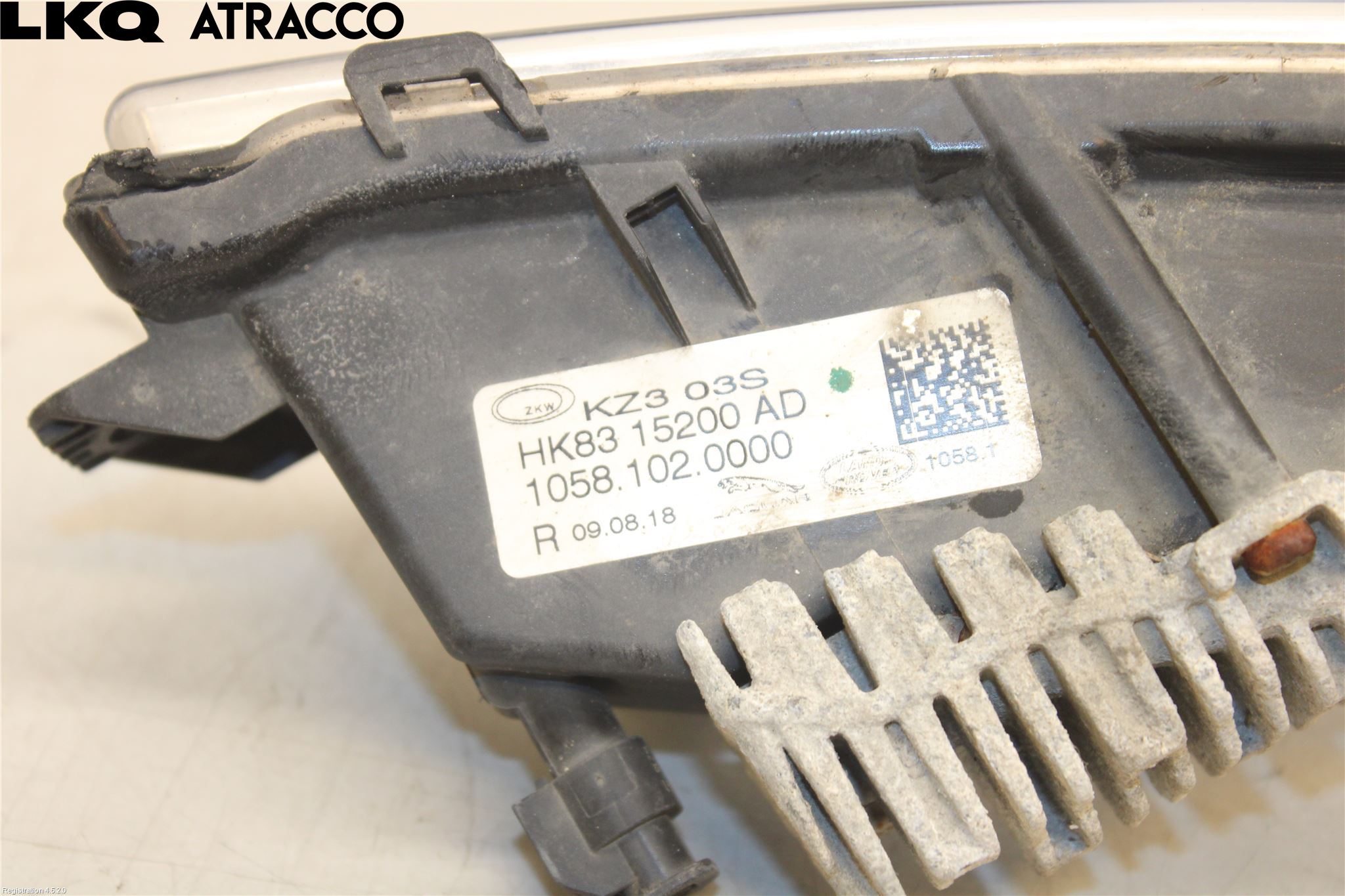 Jaguar I-PACE 18- Frontlykt-Kurve-Tåkelys