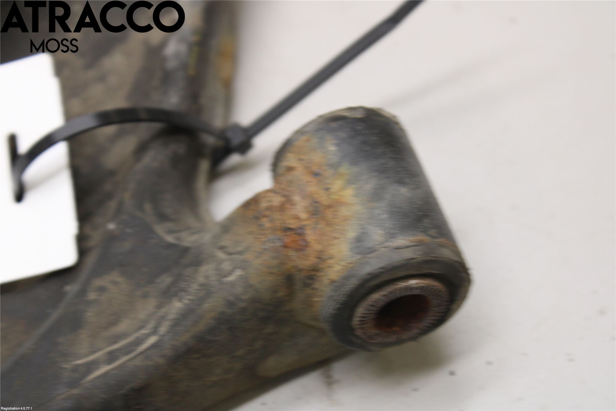 Toyota YARIS XP130 12-14 Bærearm Foran Høyre Nedre