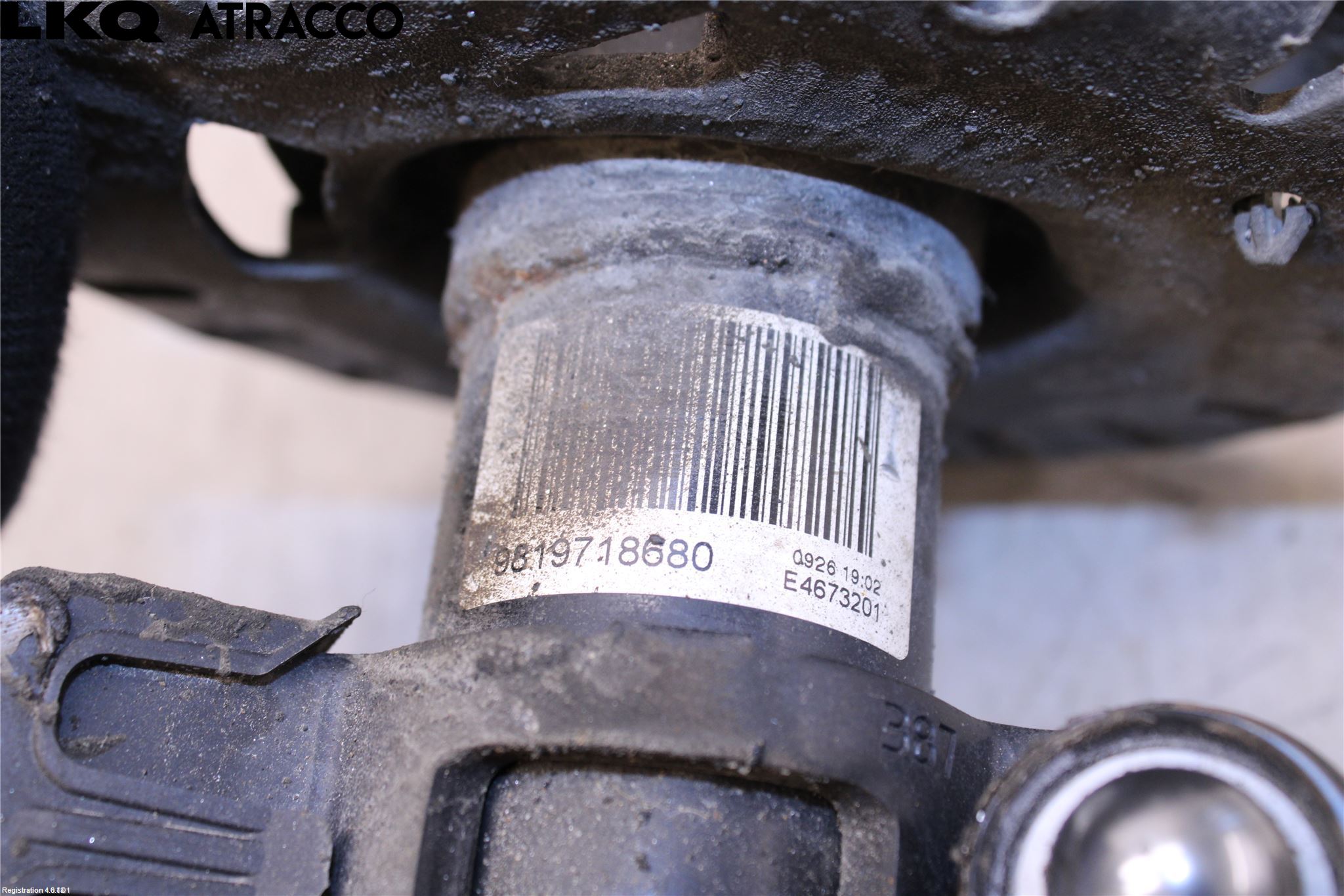 Peugeot 3008 17-24 Fjærbein Foran Venstre