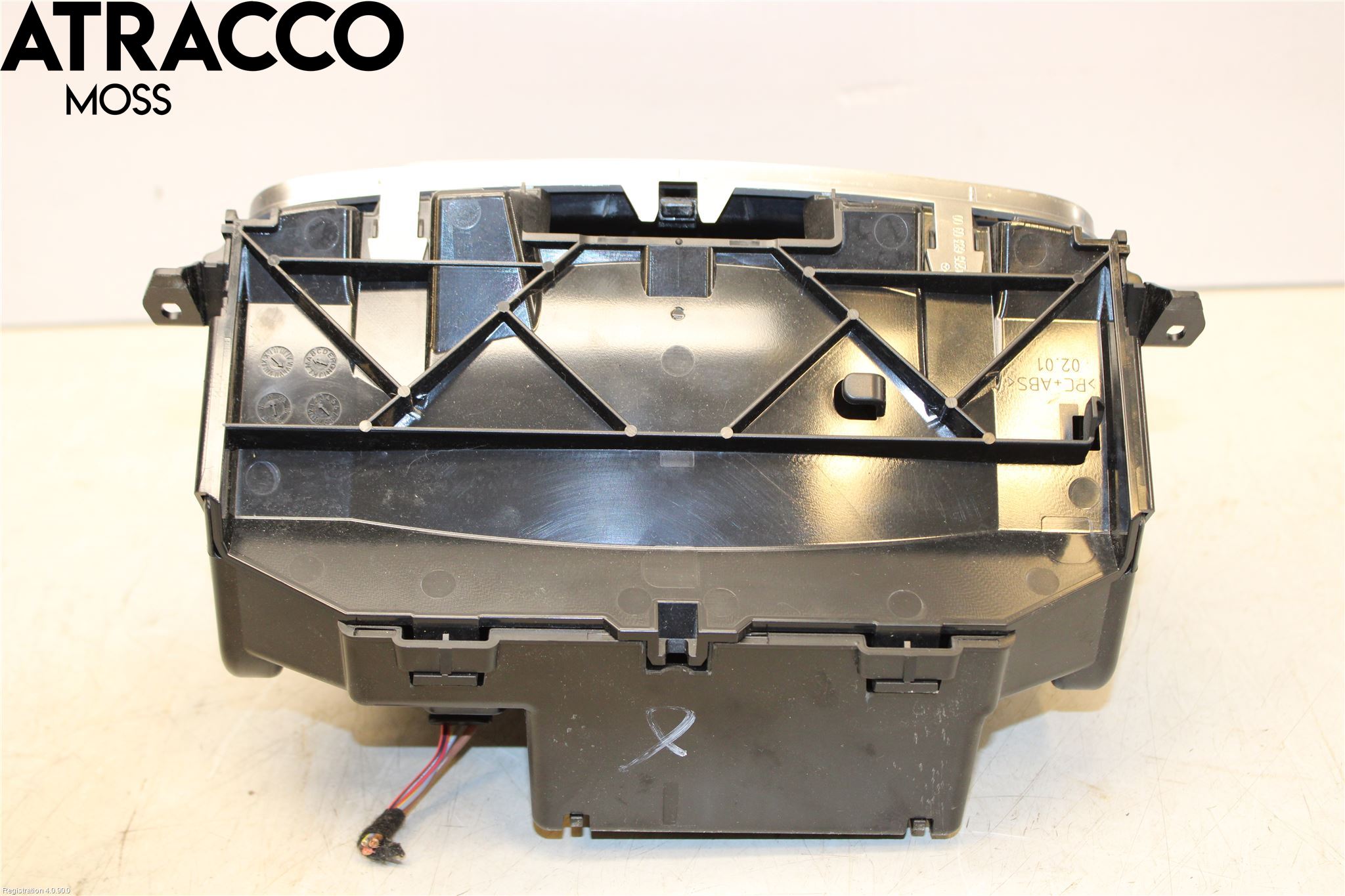 Mercedes-Benz MB C-KLASS (W205) 14-21 Innr Koppholder