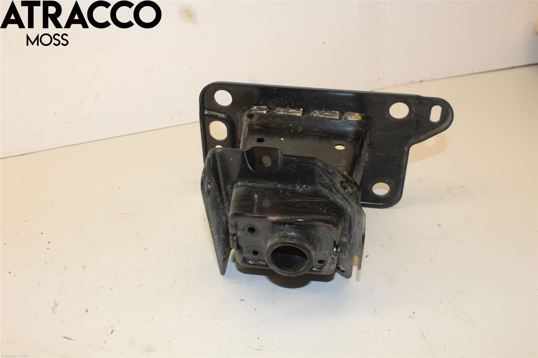 Hyundai IONIQ AE 17-22 Støtfanger Foran Feste