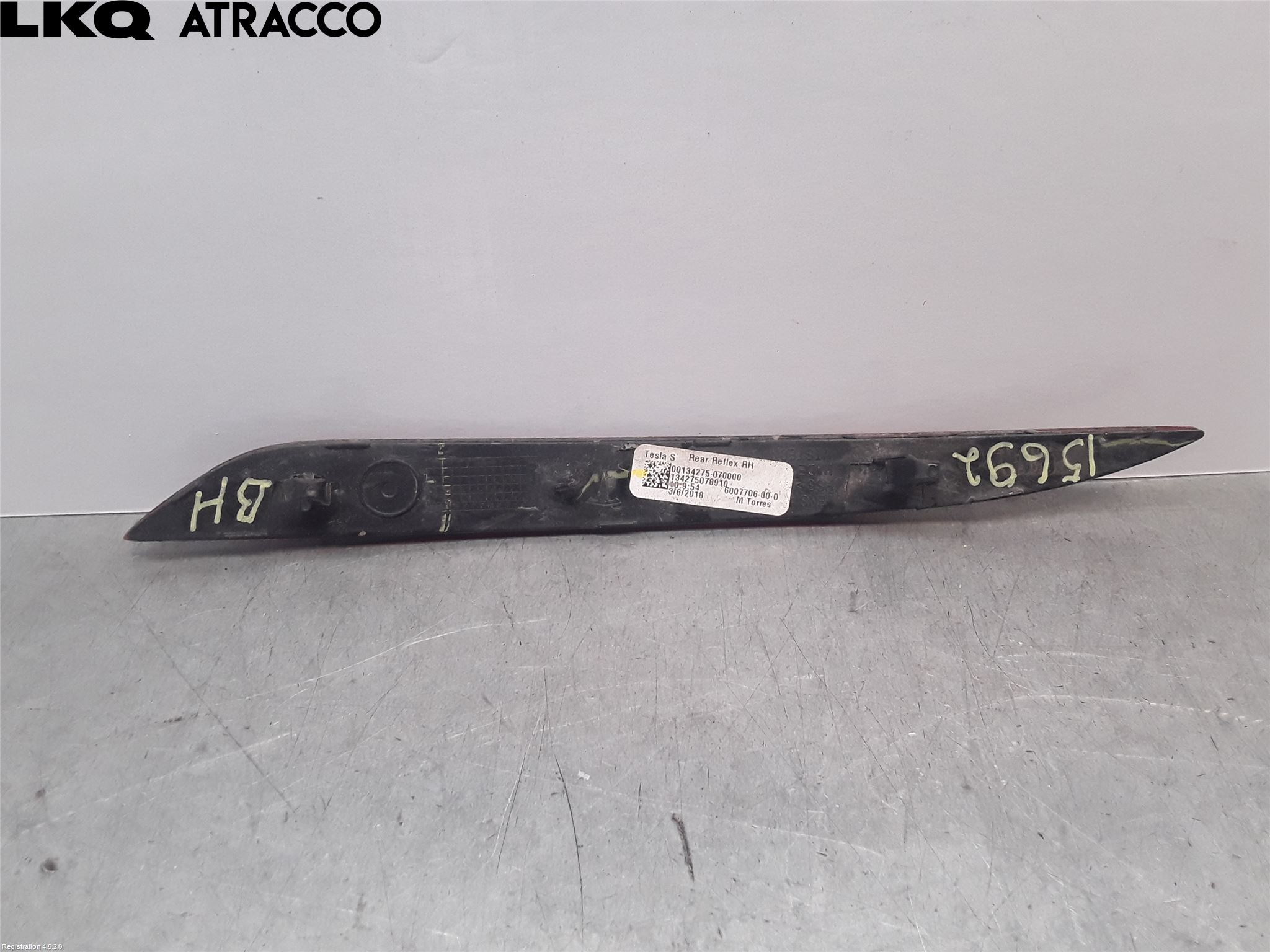 Tesla MODEL S 13- Refleks Bak