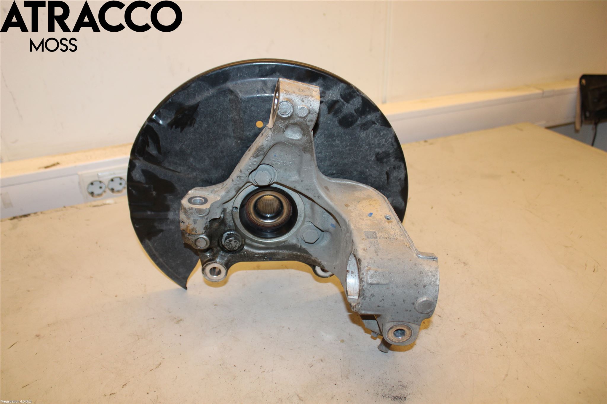 Volvo XC40/RECHARGE 18- Spindel Vf