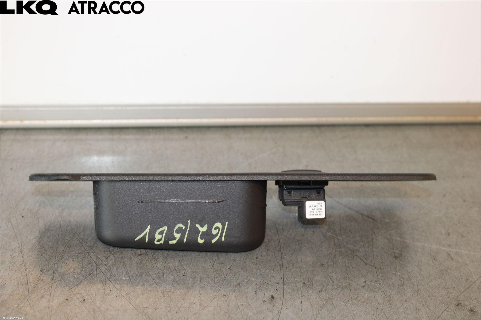 Volkswagen VW CADDY 21- Strömställare Dörröppnare