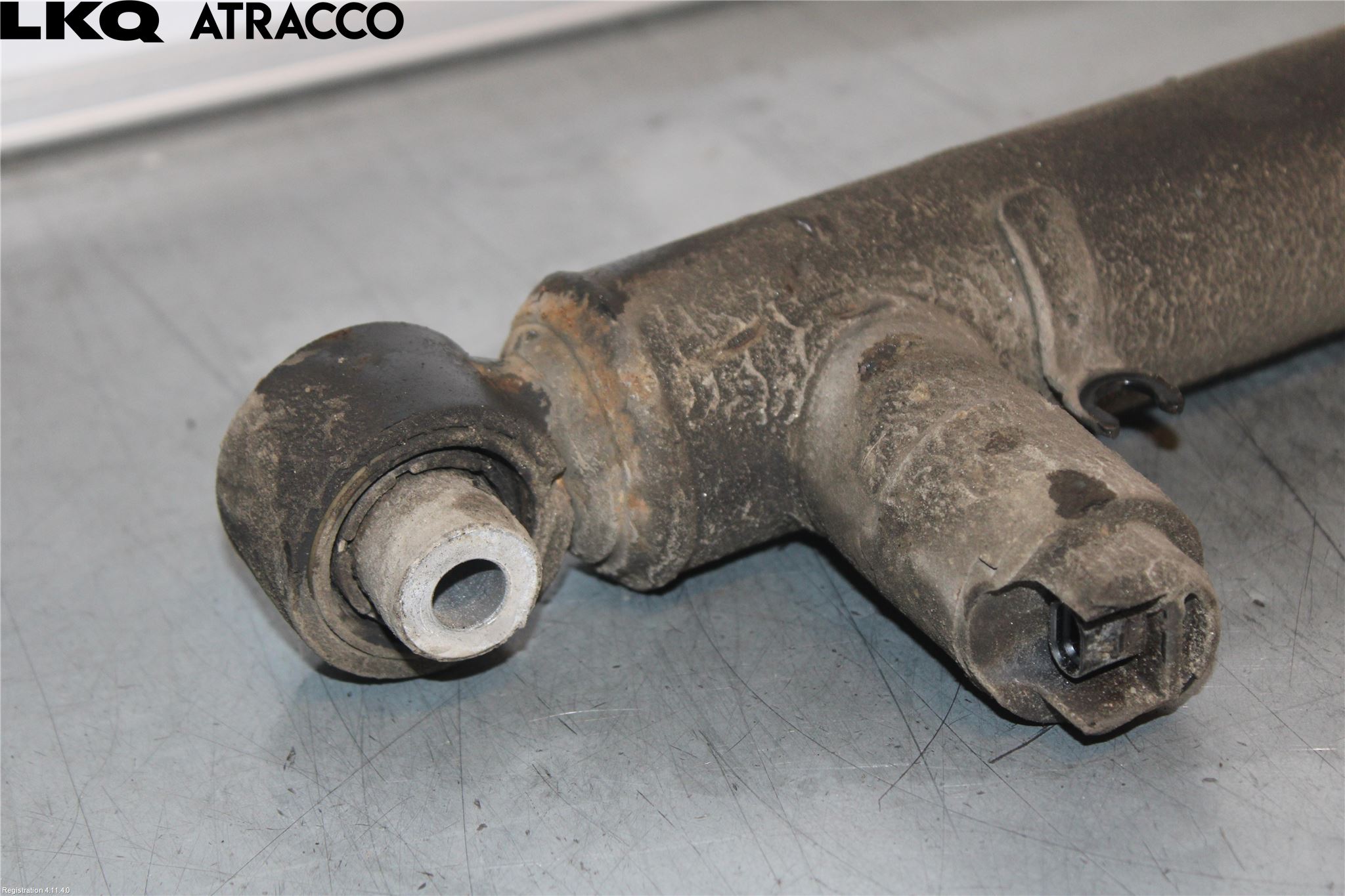 Skoda SUPERB 16-24 Støtdemper Bak