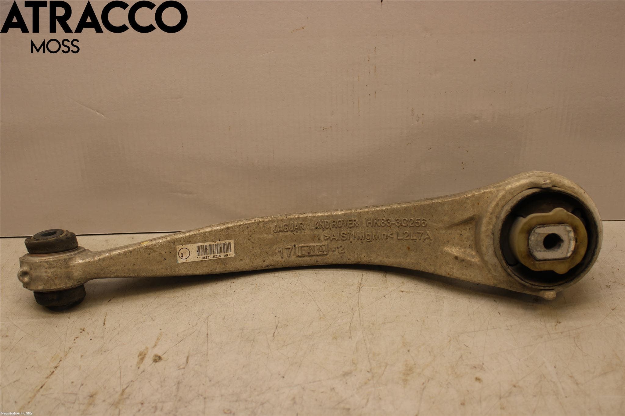 Jaguar F-PACE Bærearm Foran Høyre Nedre