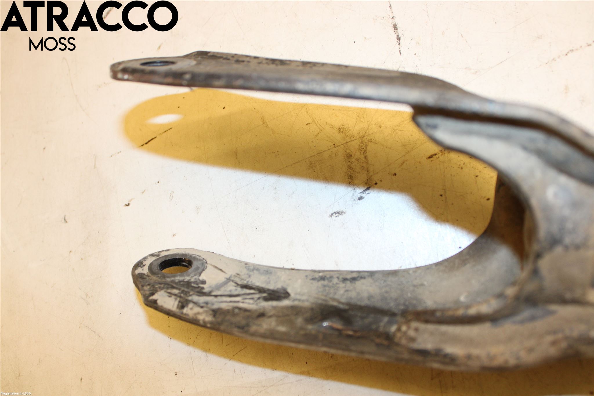 Volkswagen VW AMAROK 2H 10-22 Fjærbein Foran