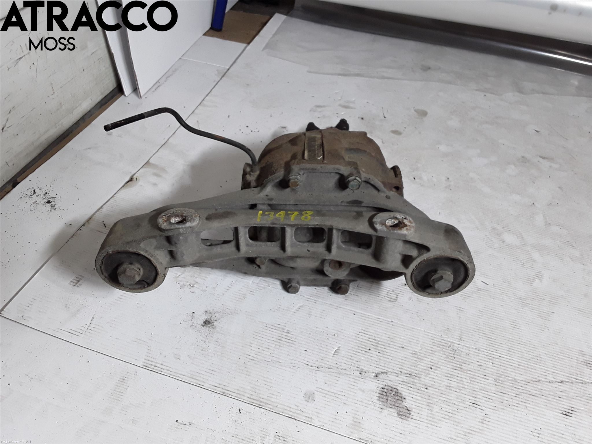 Mercedes-Benz MB VITO/VIANO (W639) 04-14 Bakaksel Kardang Bak -Diff